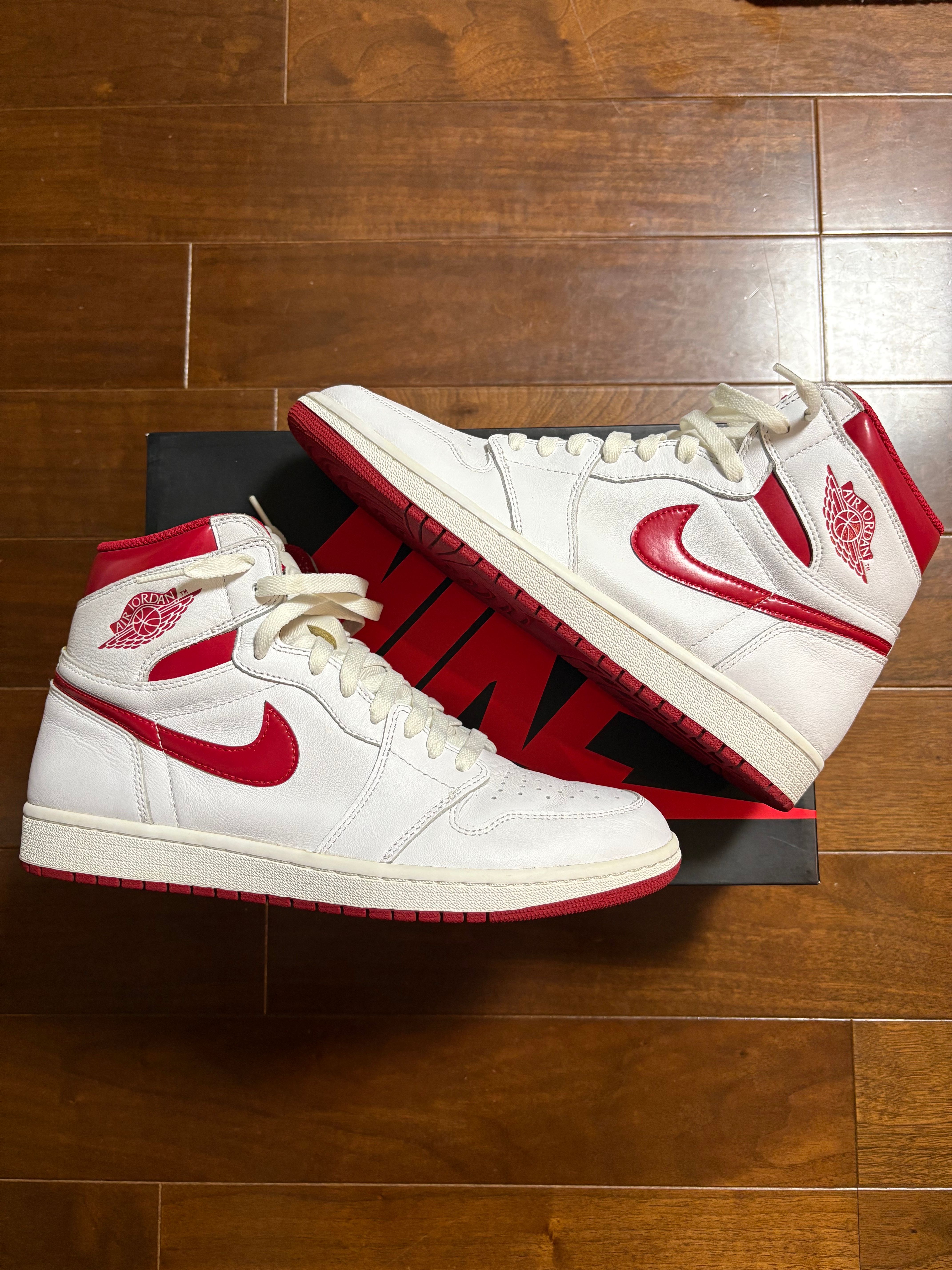 Nike Air Jordan 1 High OG "Metallic Red" (2017)