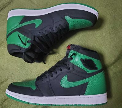 Nike Air Jordan 1 Retro High OG "Black/Pine Green" (2020)