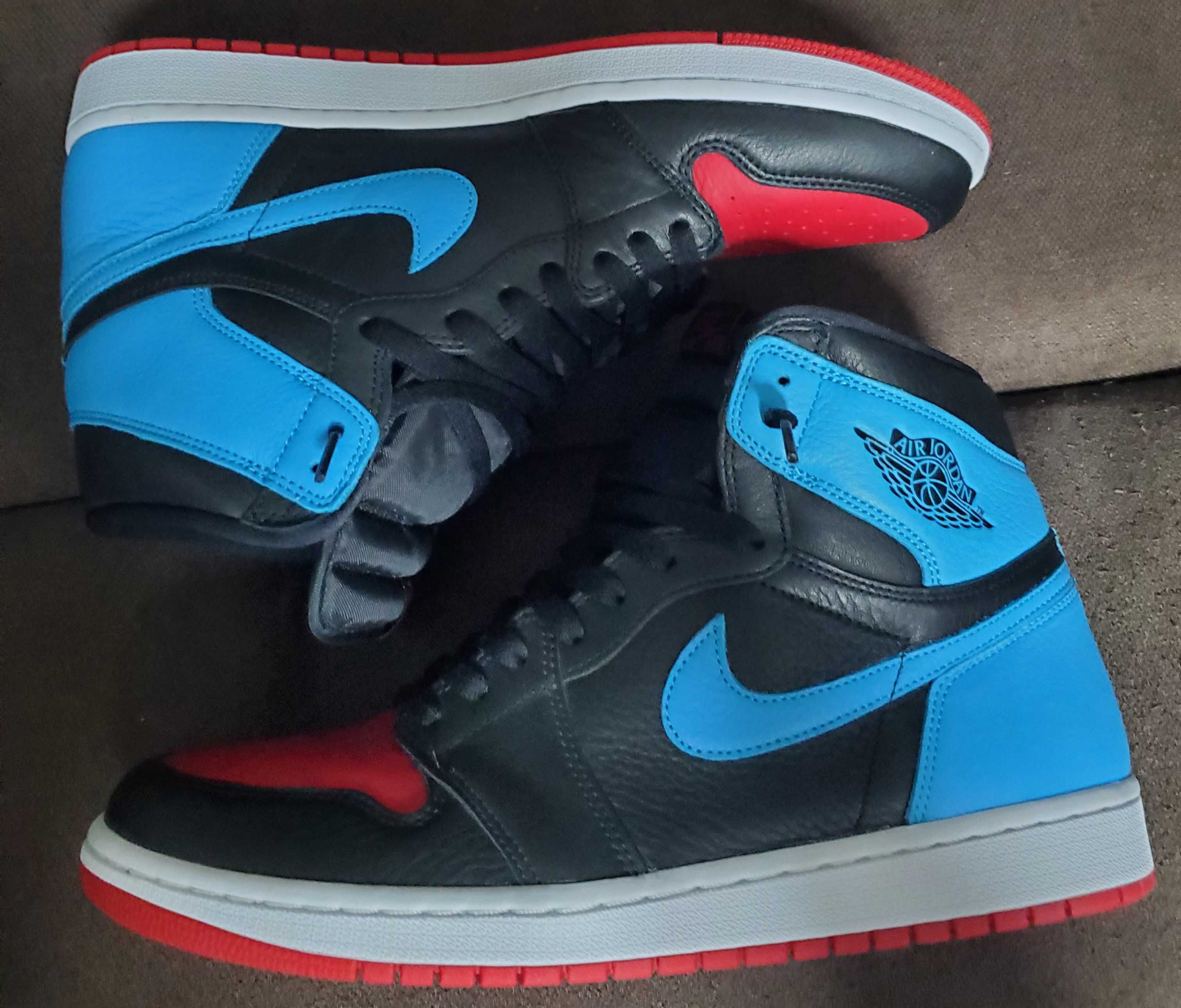 Nike Women's Air Jordan 1 High OG "UNC to Chicago"