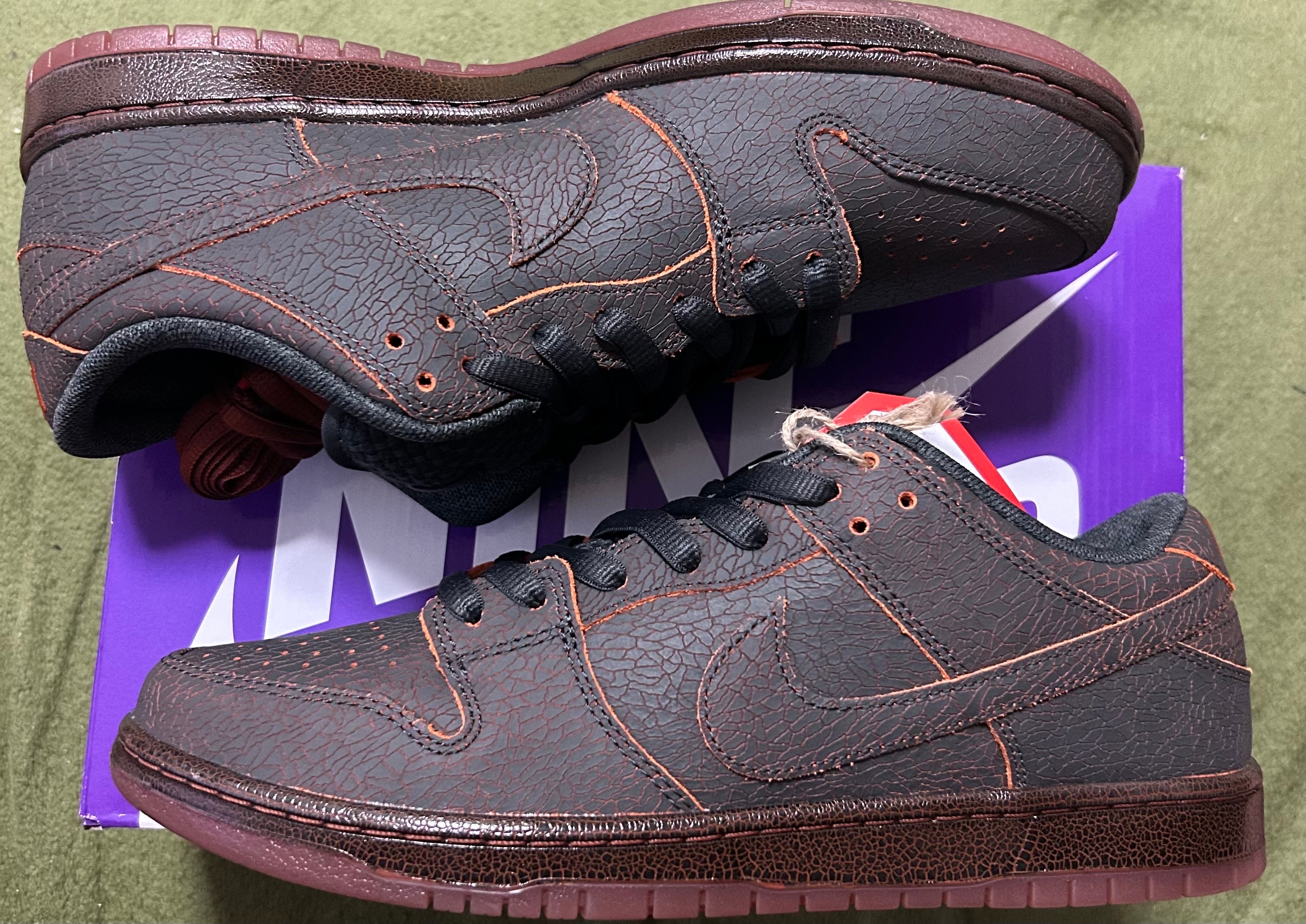 Nike SB Dunk Low Pro "Dark Smoke Grey and Black"