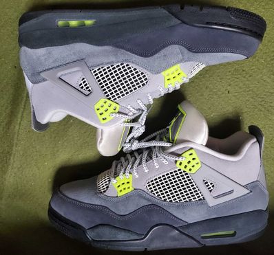 NIKE AIR JORDAN 4 RETRO LE "NEON"