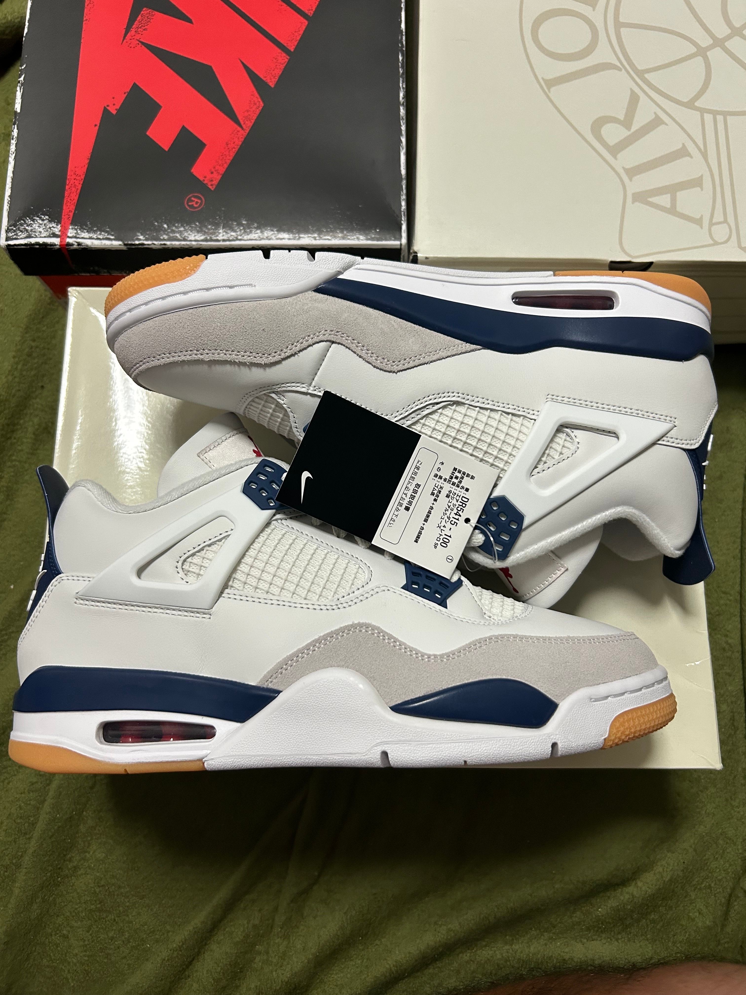 Nike SB Air Jordan 4 Retro SP "Summit White/Navy"