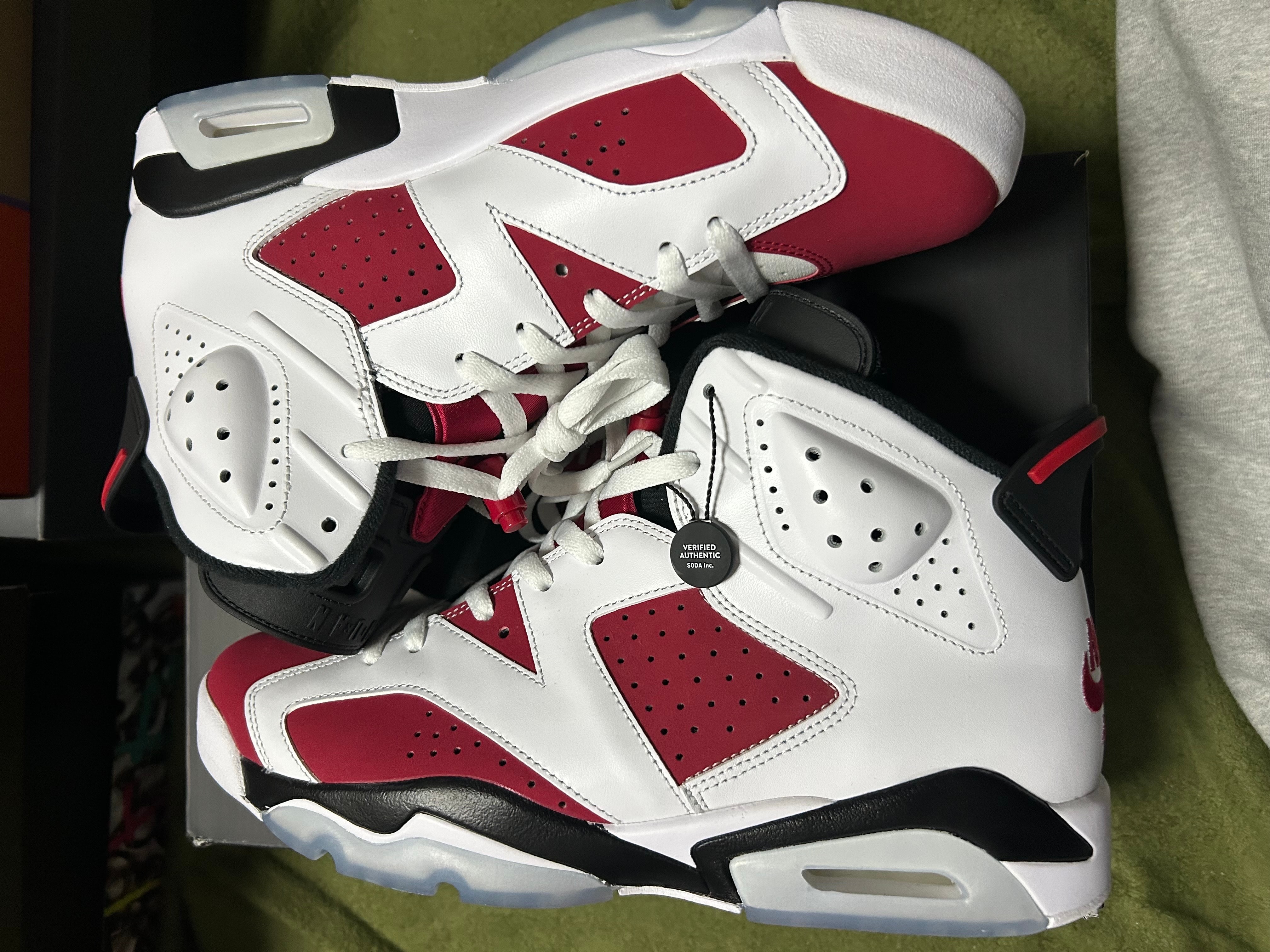 ナイキ エアジョーダン6 "カーマイン" (2021)