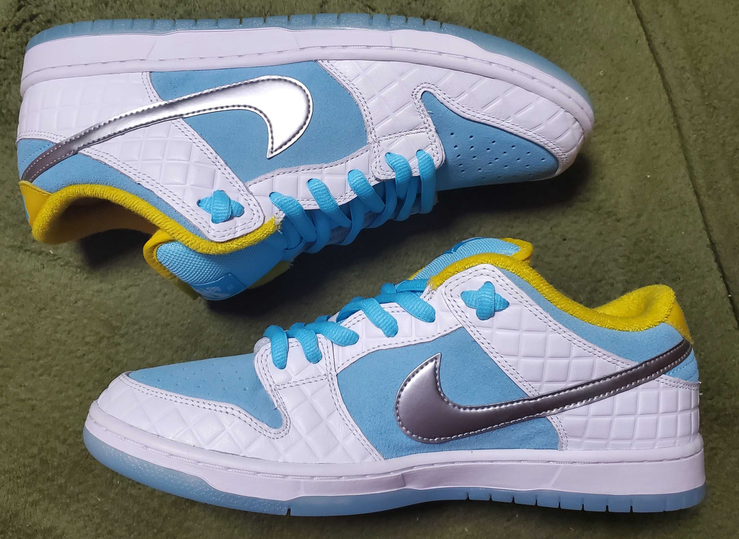 FTC × Nike SB Dunk Low "White/Blue"