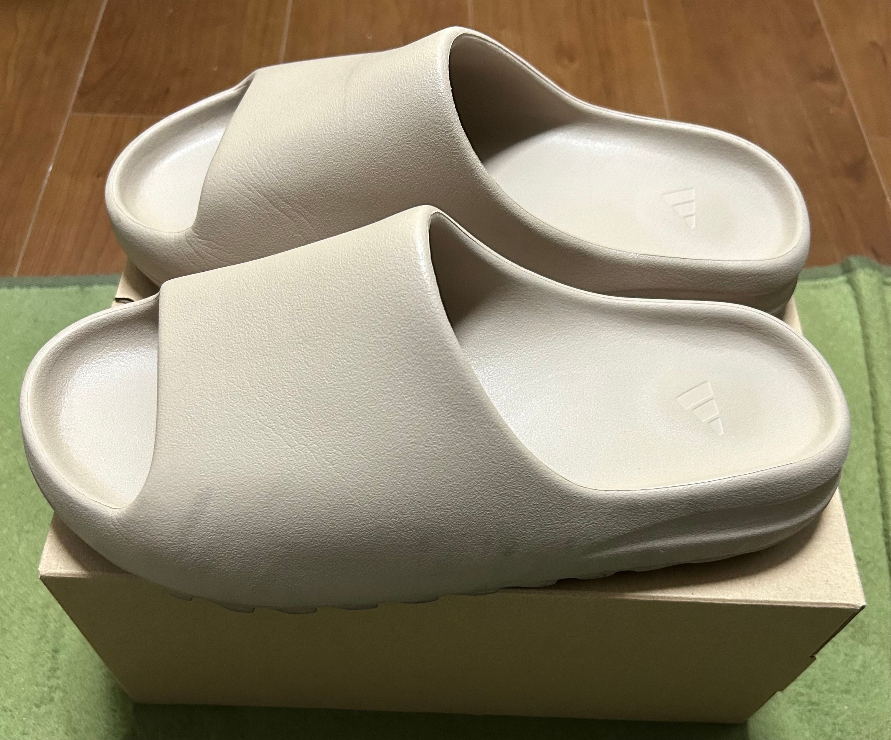 adidas YEEZY Slide "Pure" (GW1934)