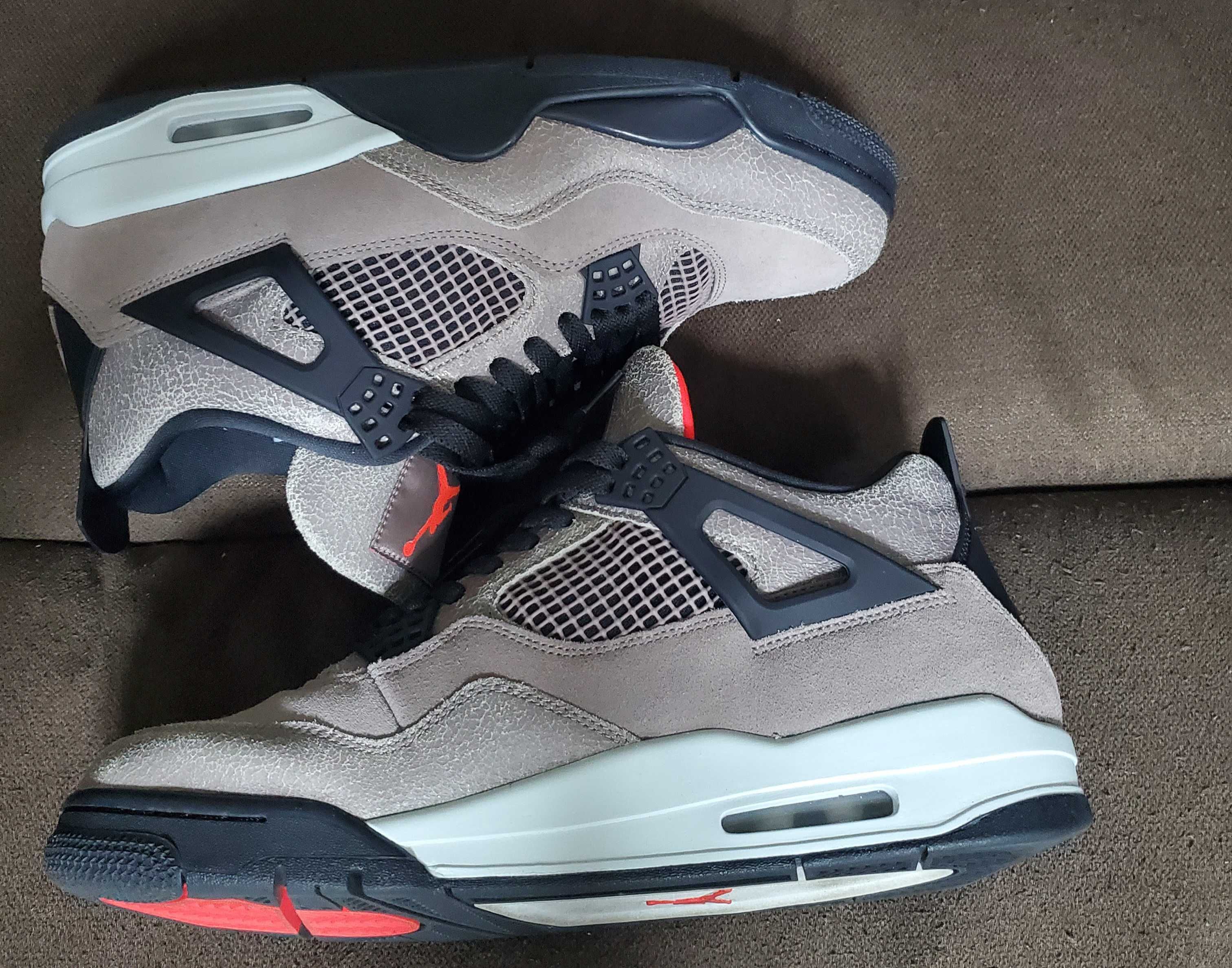 Nike Air Jordan 4 "Taupe Haze"