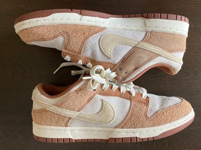 Nike Dunk Low PRM "Medium Curry"