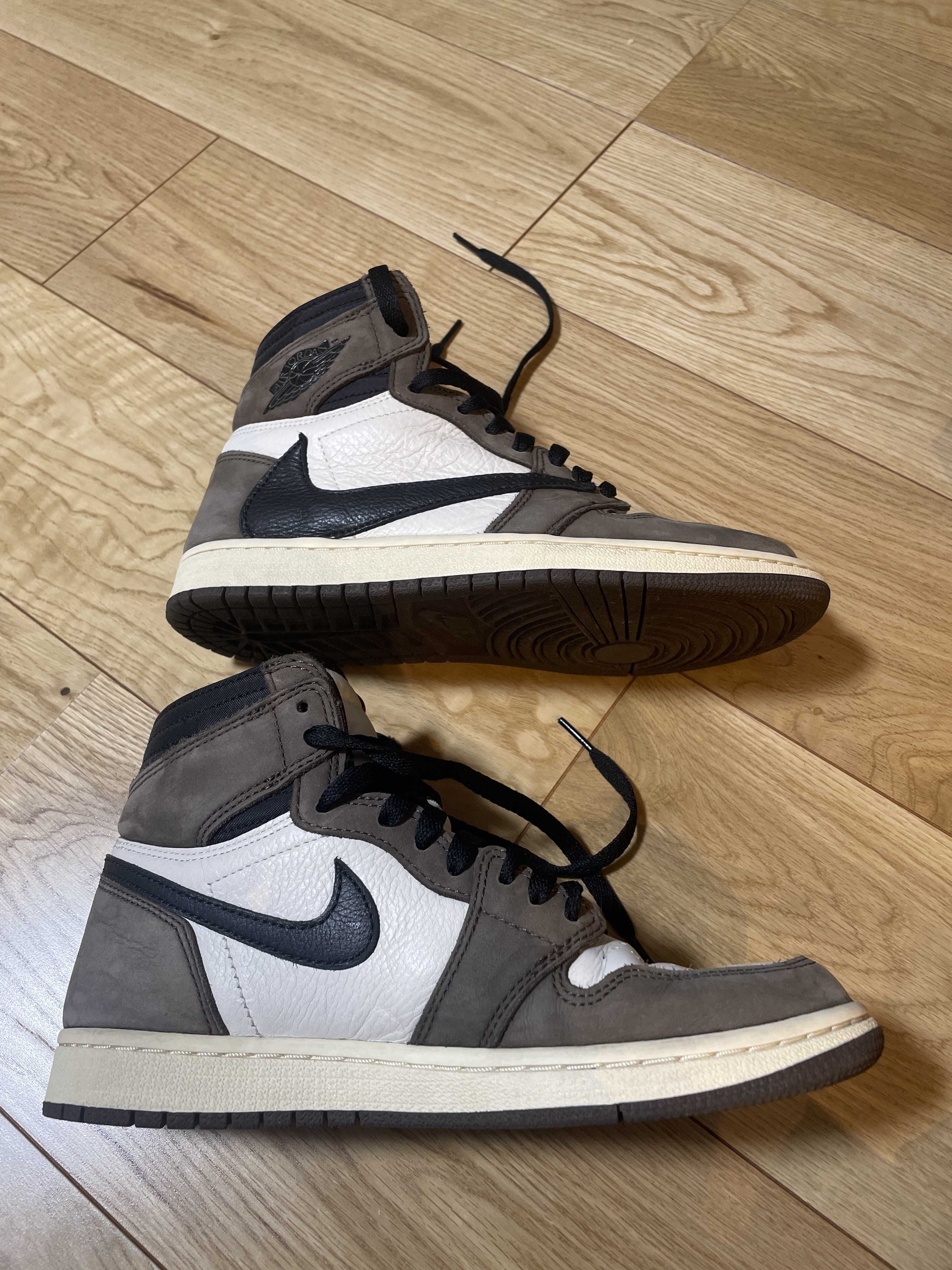 Travis Scott × Nike Air Jordan 1 Retro High OG TS SP "Sail/Dark Mocha"