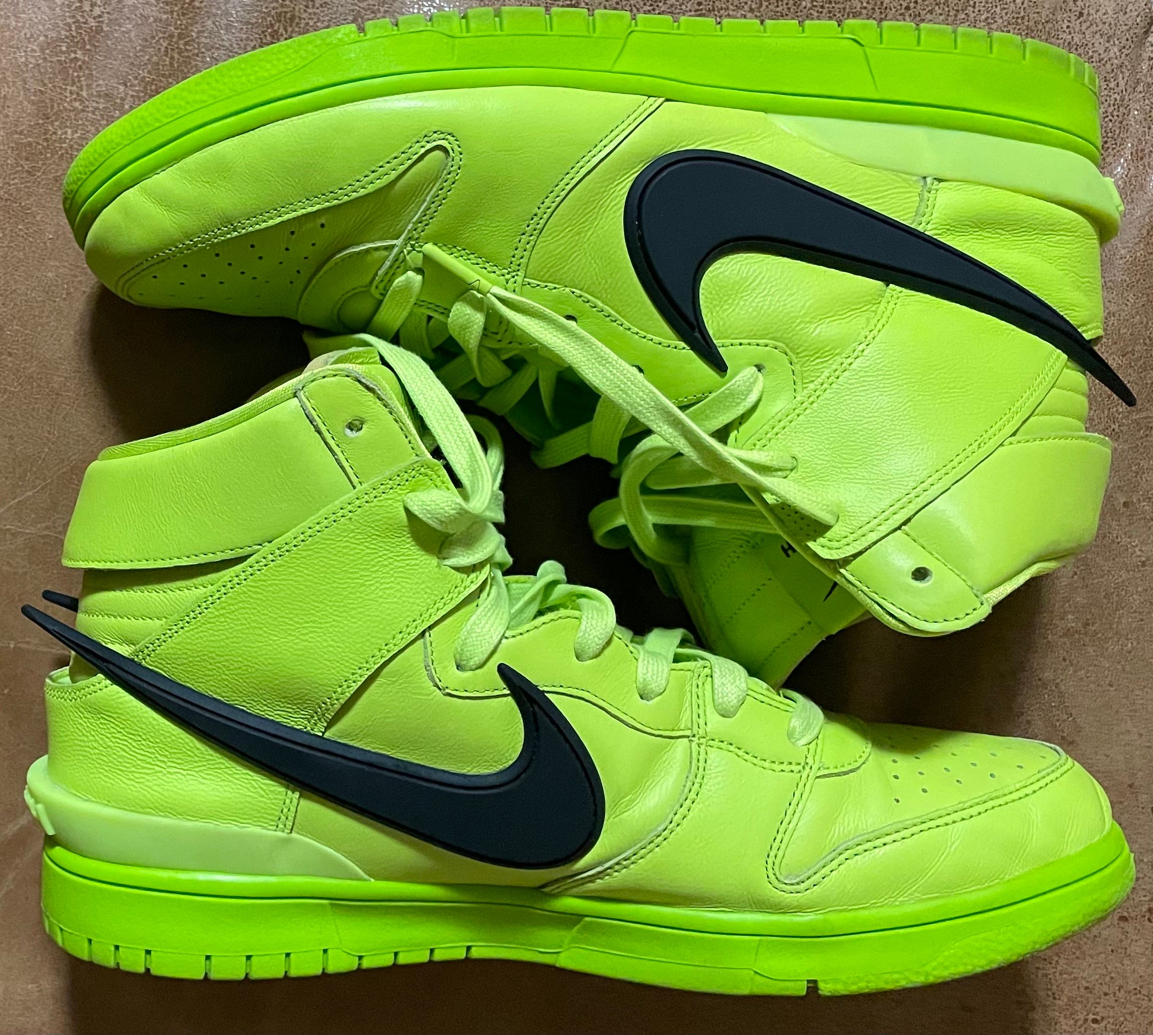 AMBUSH × NIKE DUNK HIGH "FLASH LIME"
