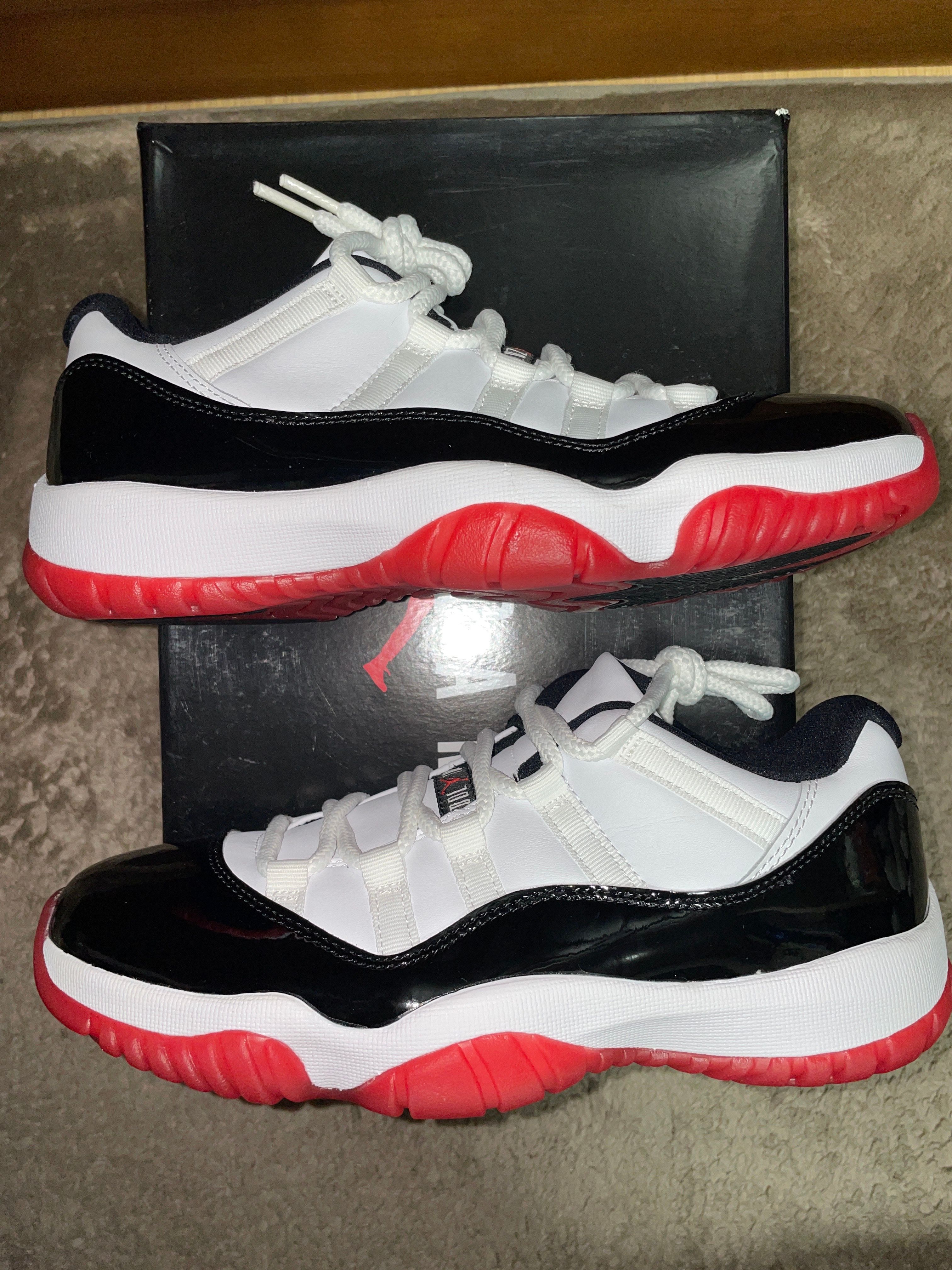 Nike Air Jordan 11 Low "Gym Red"