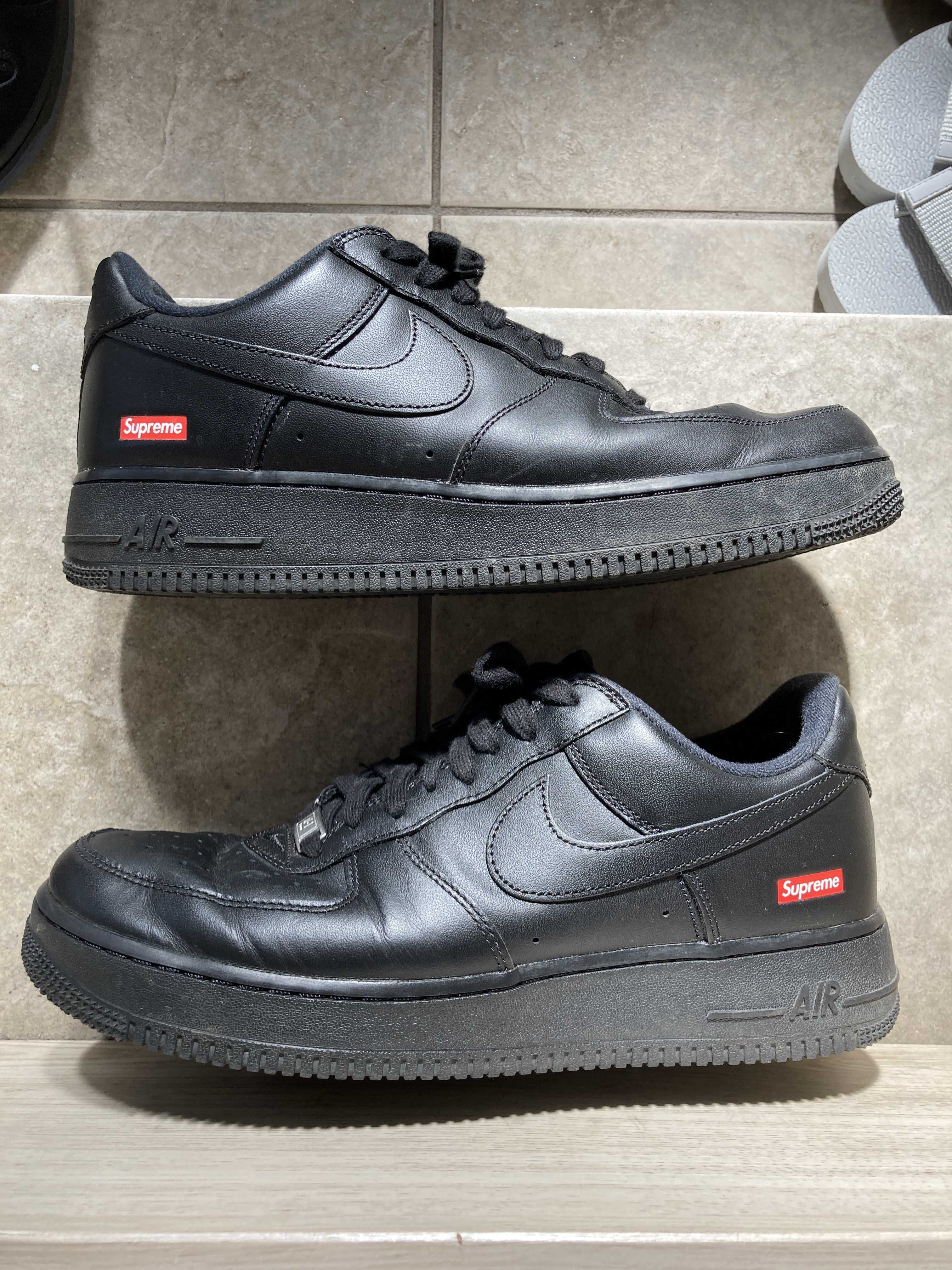 Supreme × Nike Air Force 1 Low "Black"