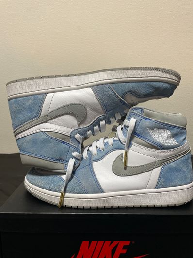 Nike Air Jordan 1 High OG "Hyper Royal"