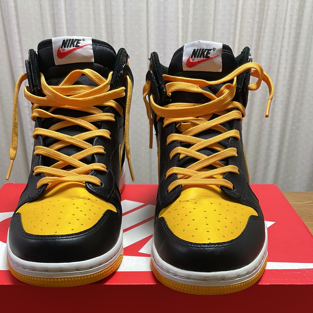 Nike Dunk Cmft "University Gold/Black-White"