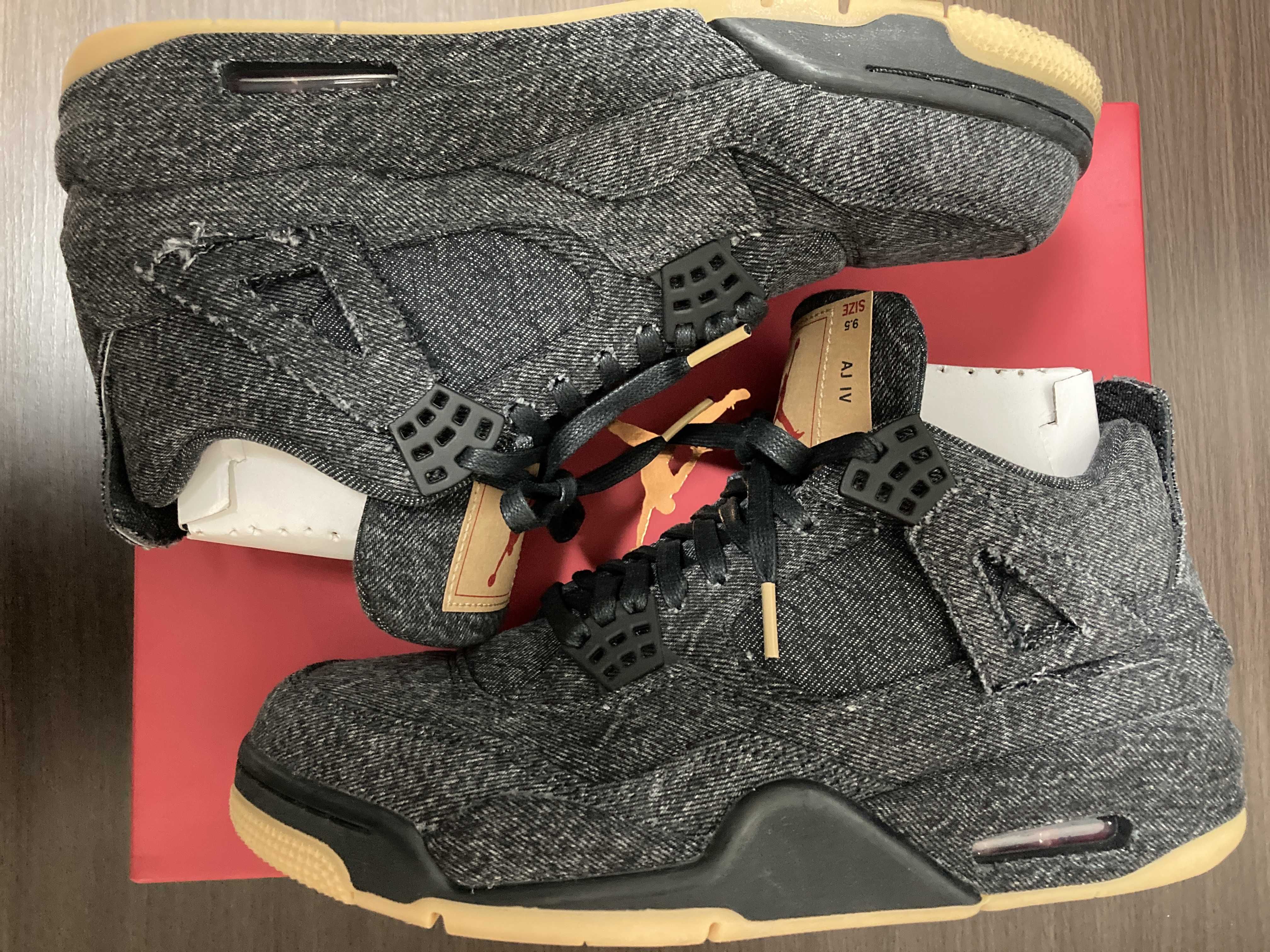 Nike × Levi's Air Jordan 4 "Black Denim" (Tag: LEVIS®)