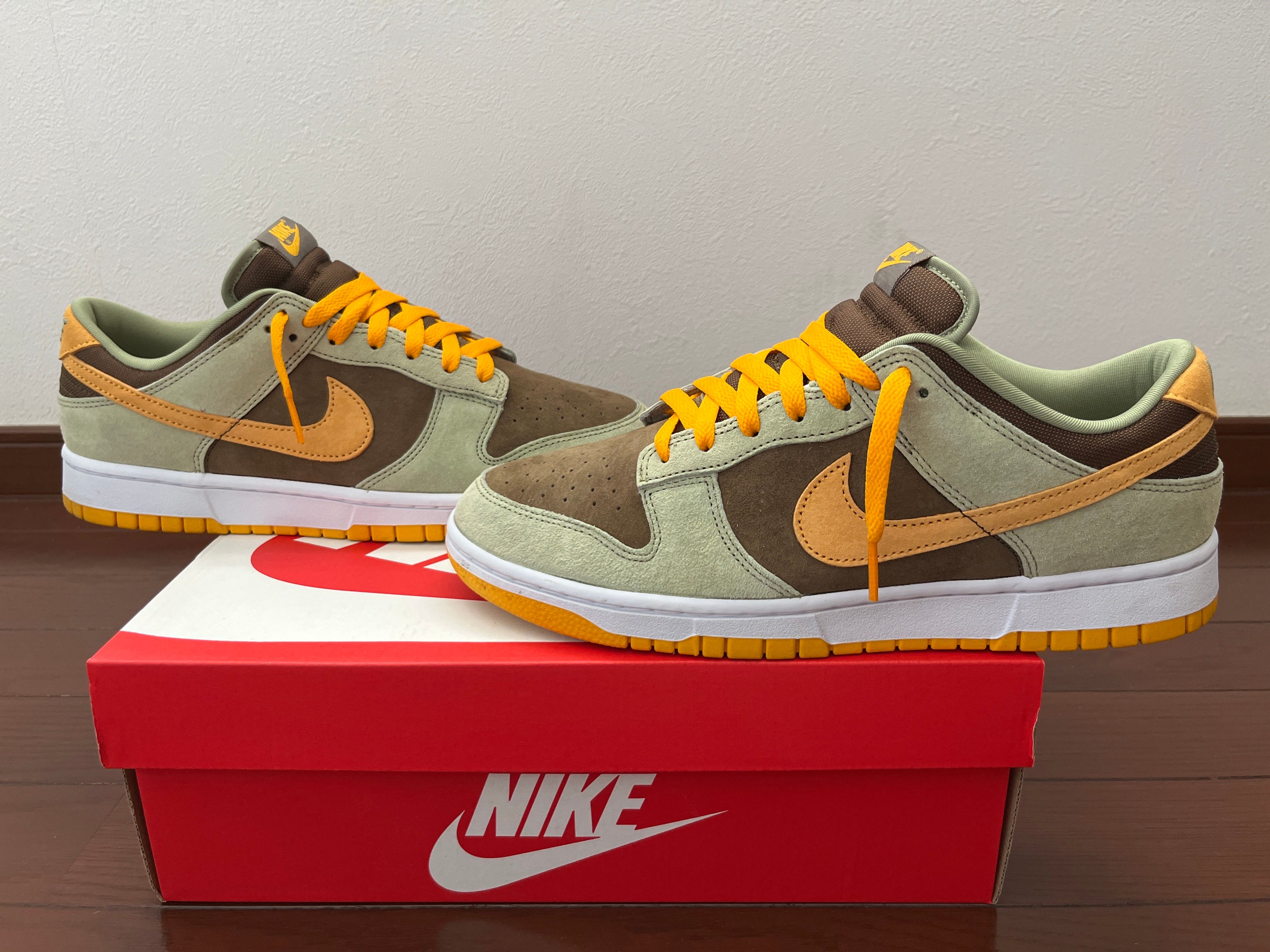 Nike Dunk Low SE "Dusty Olive"