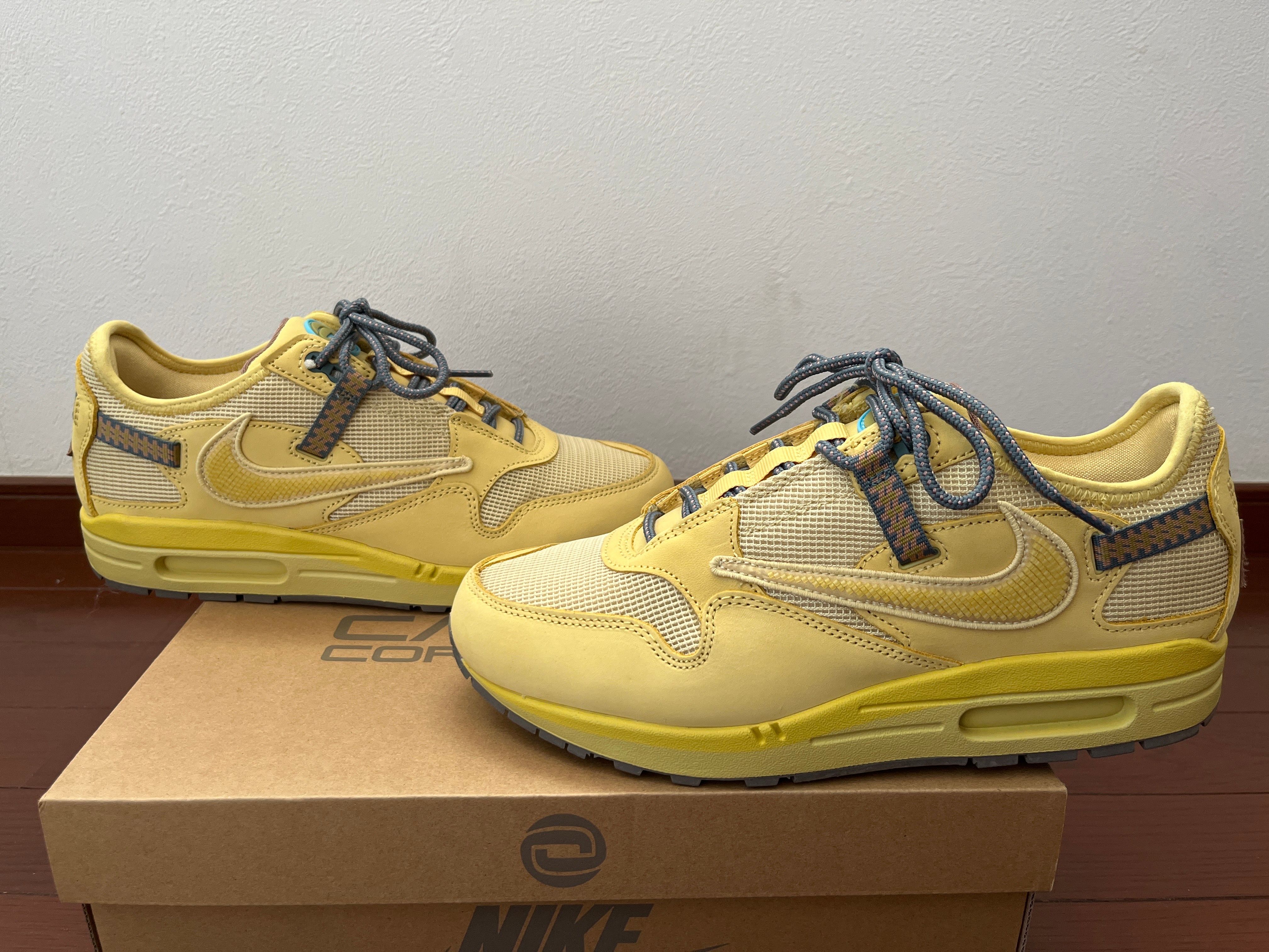 Travis Scott × Nike Air Max 1 "CACT.US Gold"