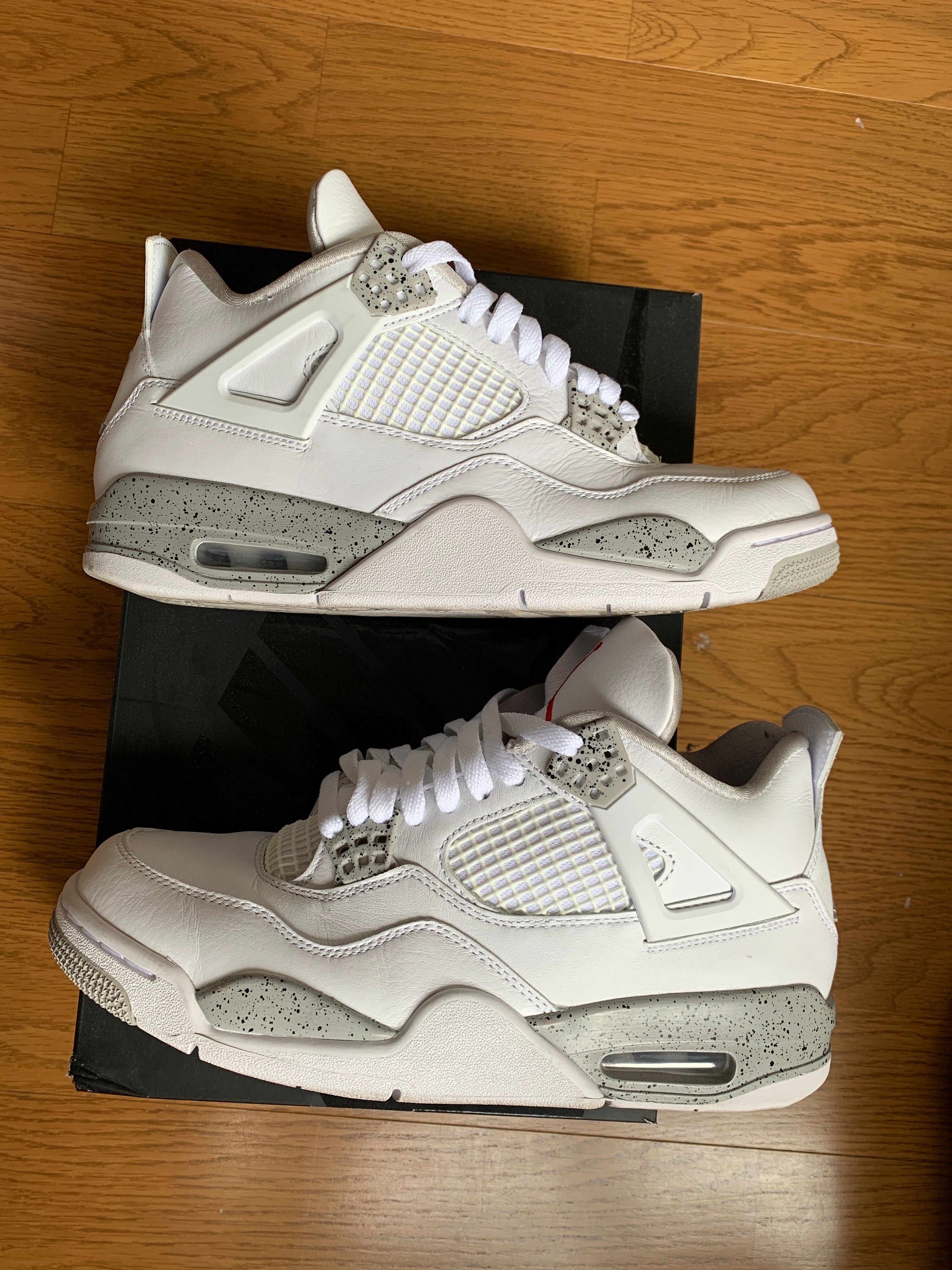 Nike Air Jordan 4 "Tech White"  