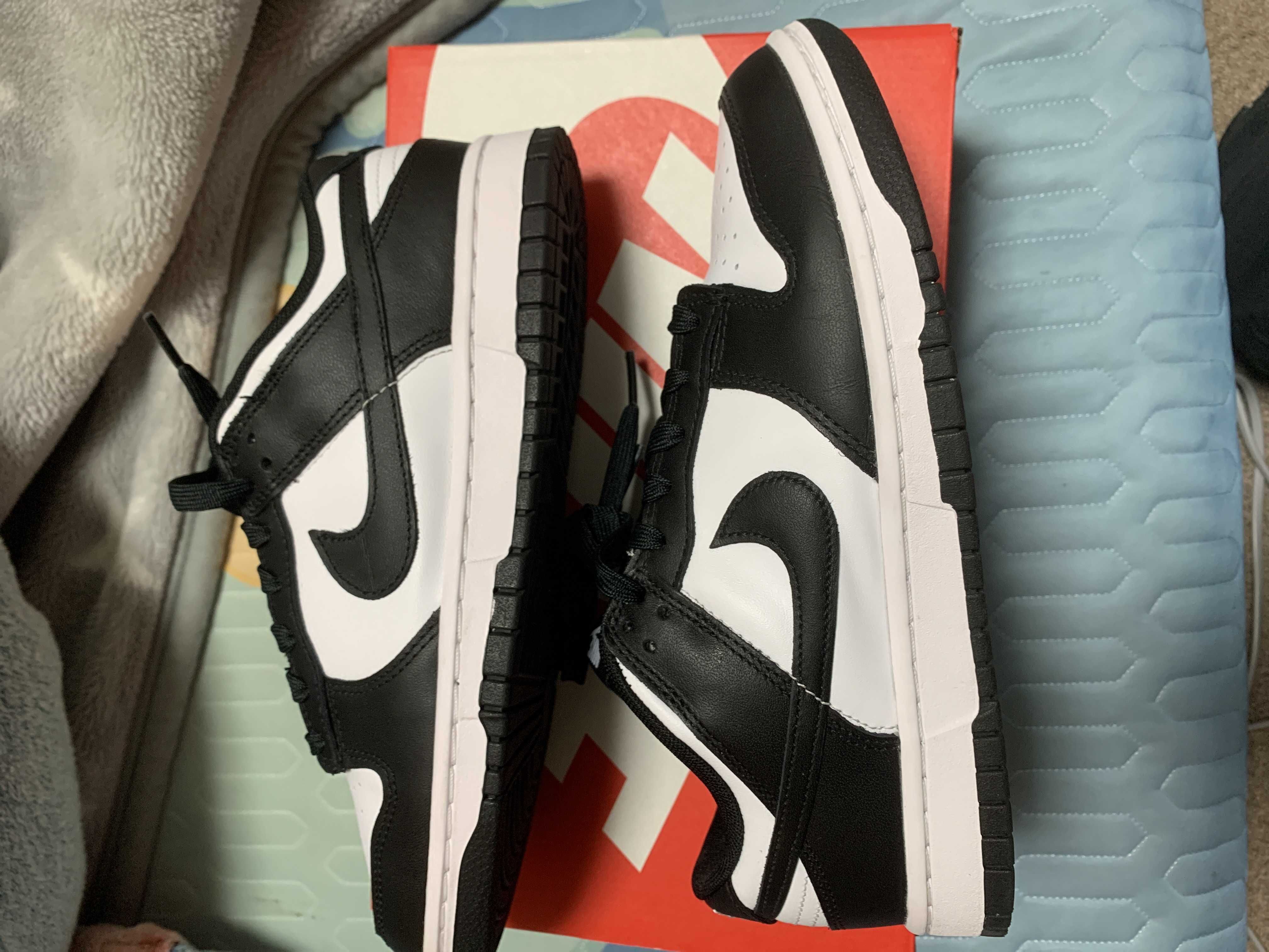 Nike Dunk Low Retro "Panda/White/Black"