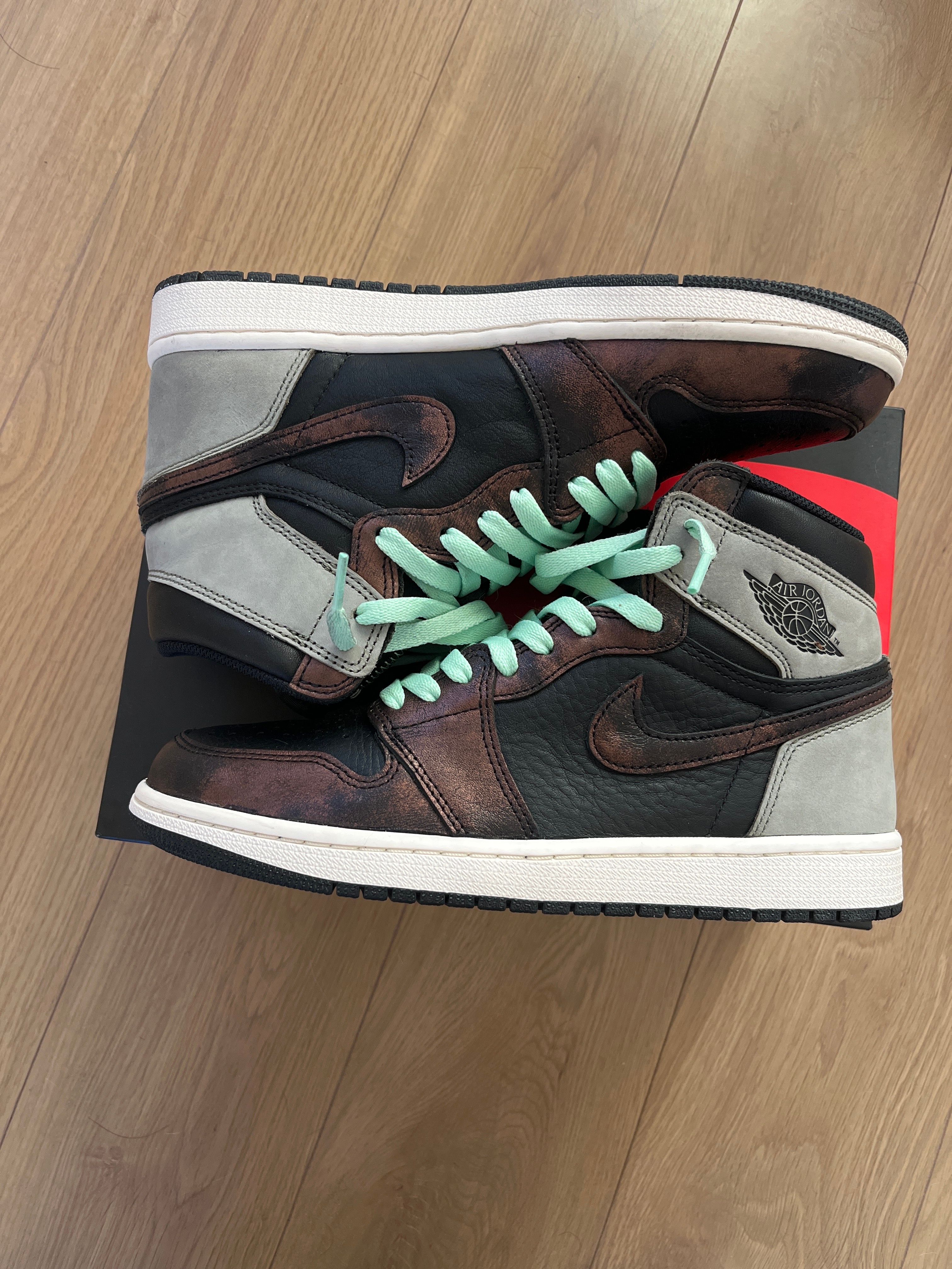 Nike Air Jordan 1 High OG "Rust Shadow"