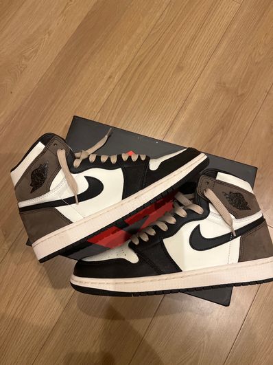 Nike Air Jordan 1 High OG "Sail/Dark Mocha/Black"