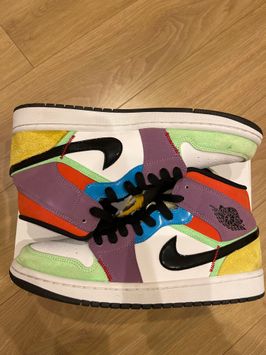 Nike Wmns Air Jordan 1 Mid
