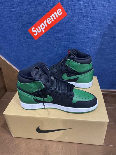 Nike Air Jordan 1 Retro High OG "Black/Pine Green" (2020)