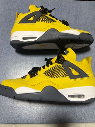 Nike Air Jordan 4 "Tour Yellow"
