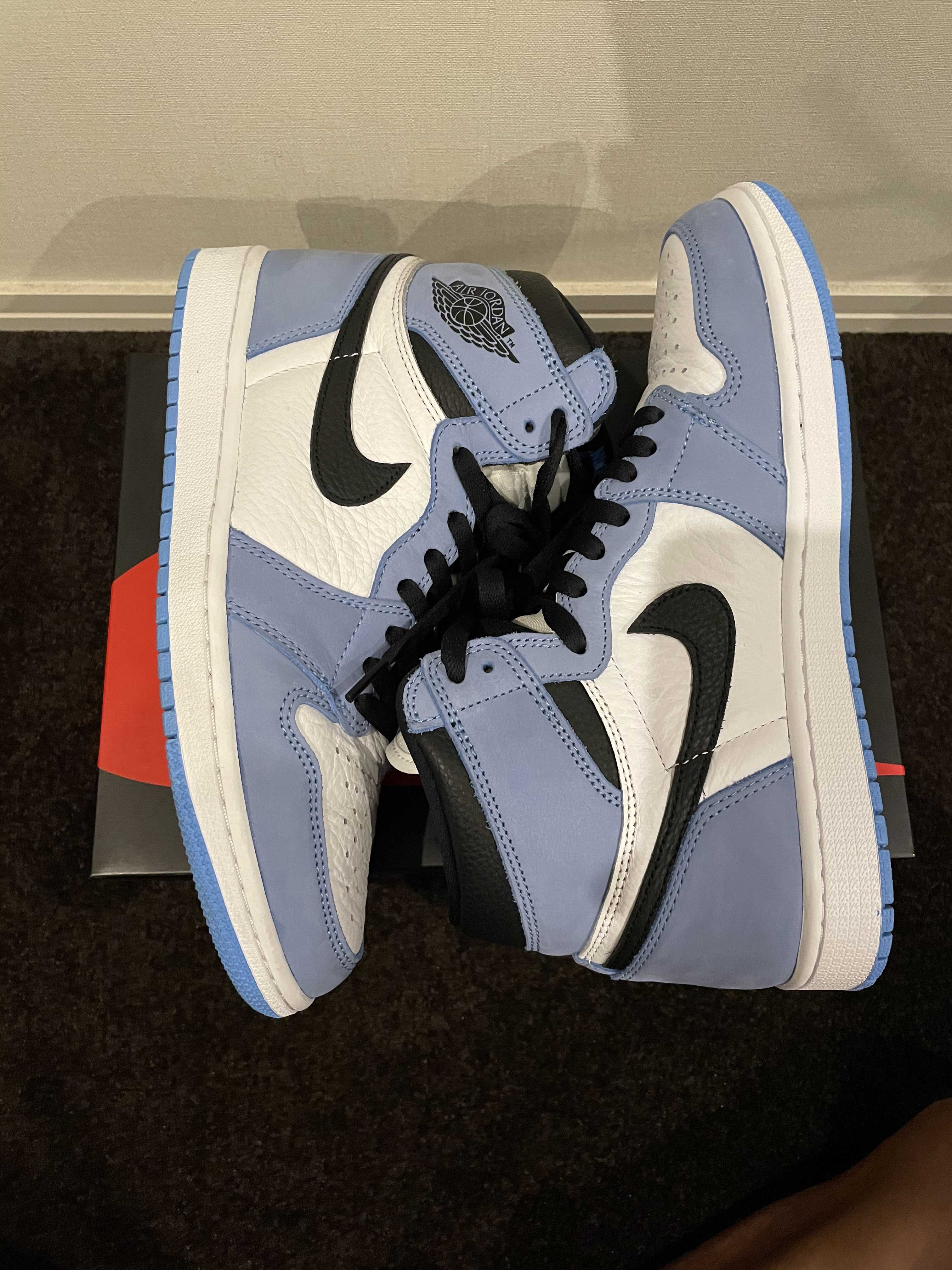 Nike Air Jordan 1 High OG "University Blue"