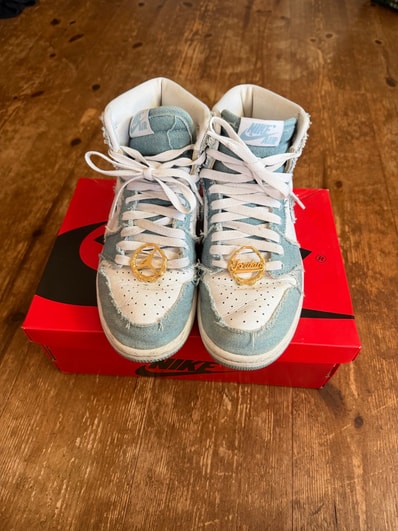 Nike Women's Air Jordan 1 High OG "Denim"