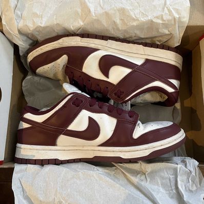 NIKE Women's DUNK LOW "BORDEAUX"
