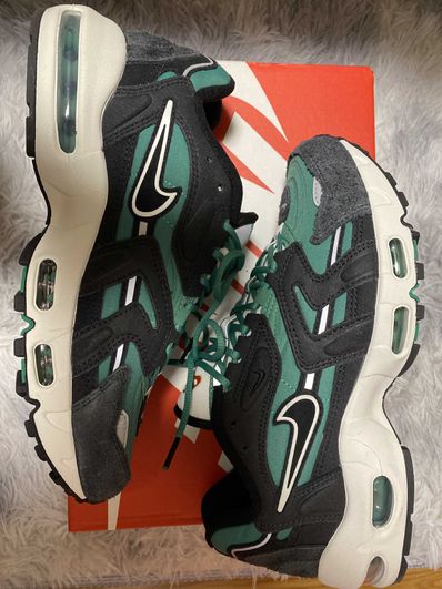 NIKE AIR MAX 96 2 SE FIRST USE "PINE GREEN/BLACK-WHITE/SAIL"