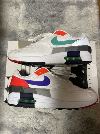 AIR MAX 1 "EVOLUTION OF ICONS"