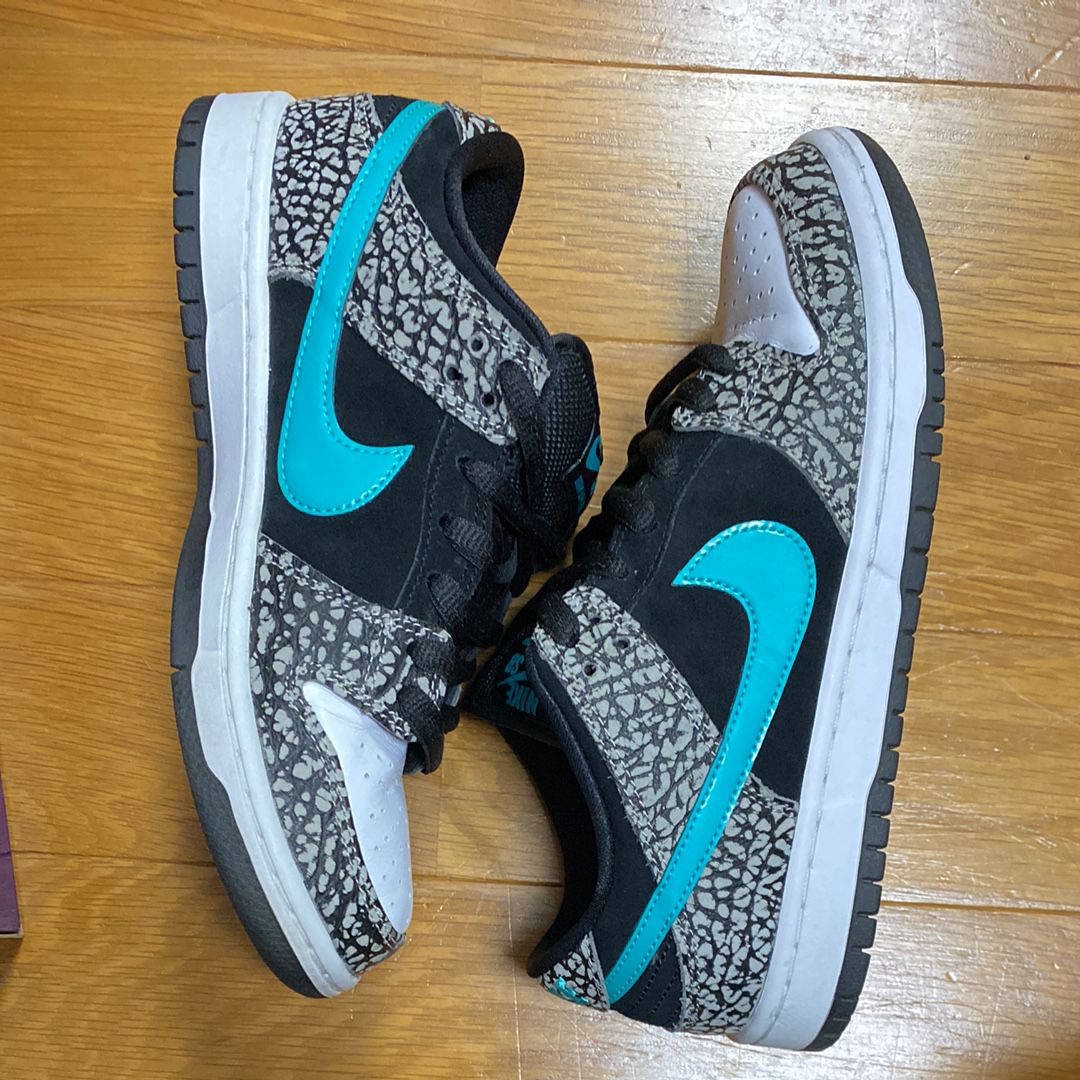 Nike SB Dunk Low "Elephant/Safari"