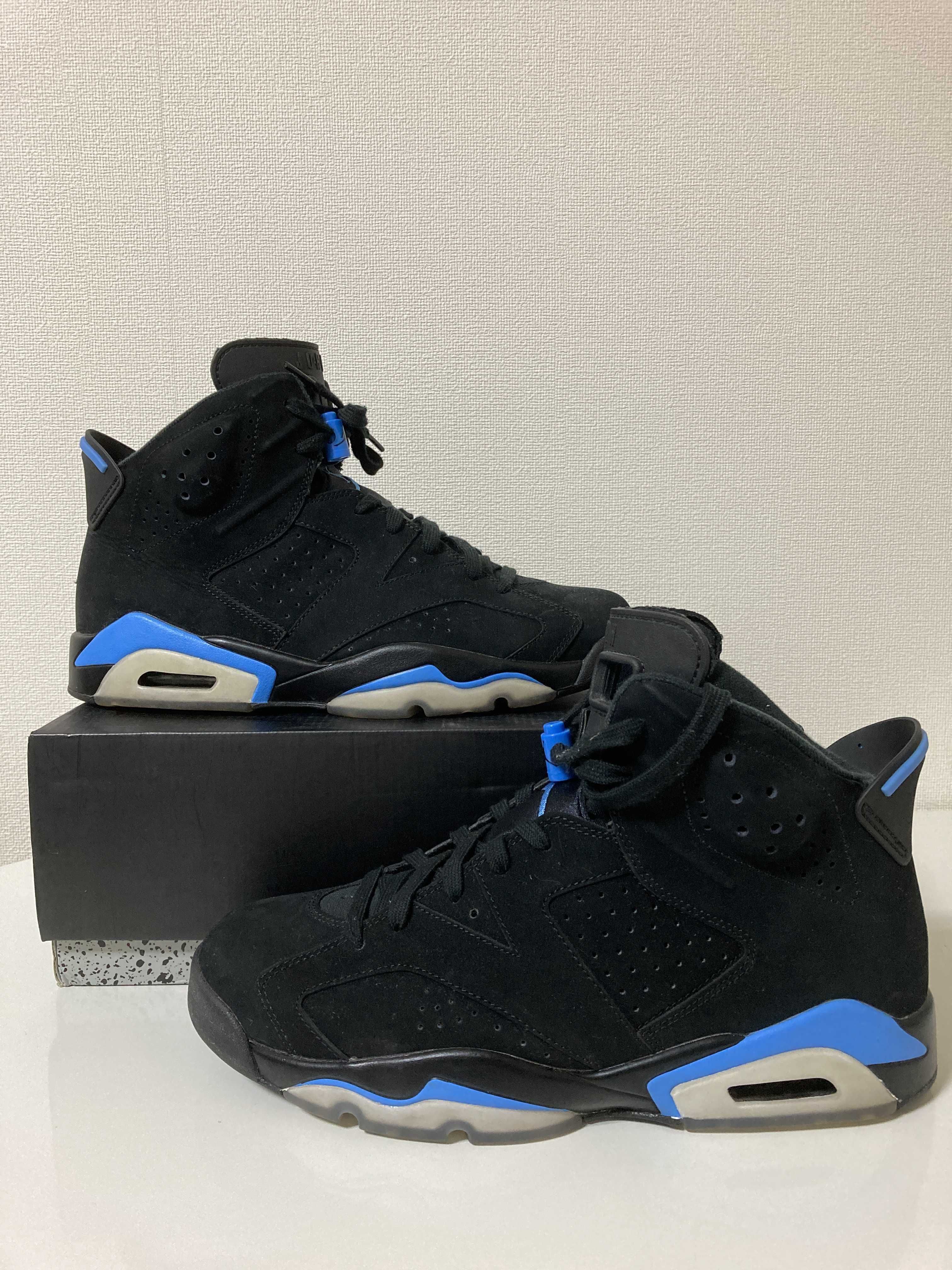 NIKE AIR JORDAN 6 RETRO "UNC"