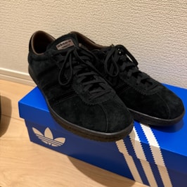 アディダスオリジナルス タバコ "コアブラック/ダークブラウン"