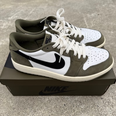 Nike Air Jordan 1 Low OG "Medium Olive and Summit White"