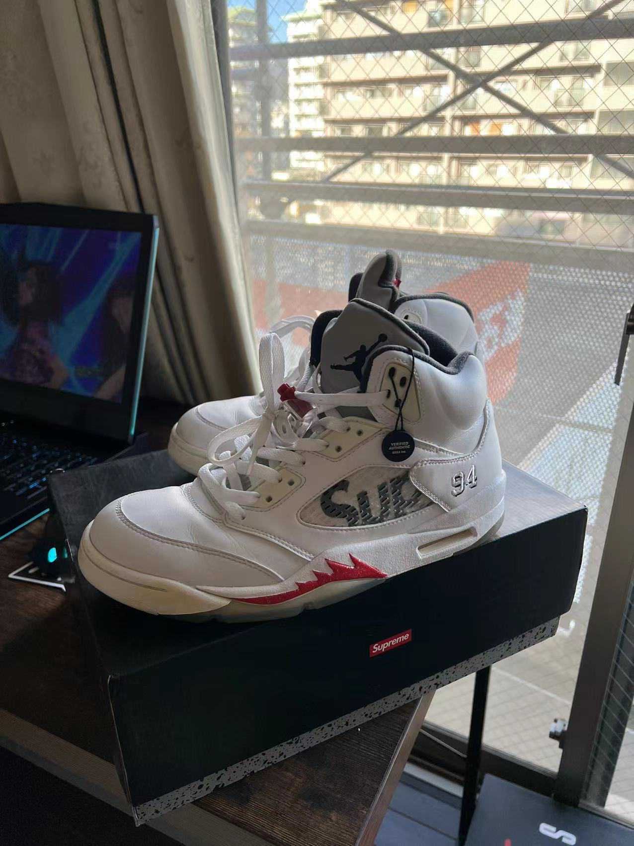 Supreme × Nike Air Jordan 5 Retro "White"
