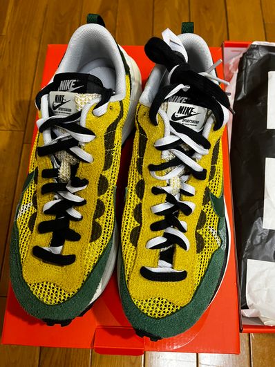 sacai × Nike Vapor Waffle "Tour Yellow/Stadium Green-Sail"