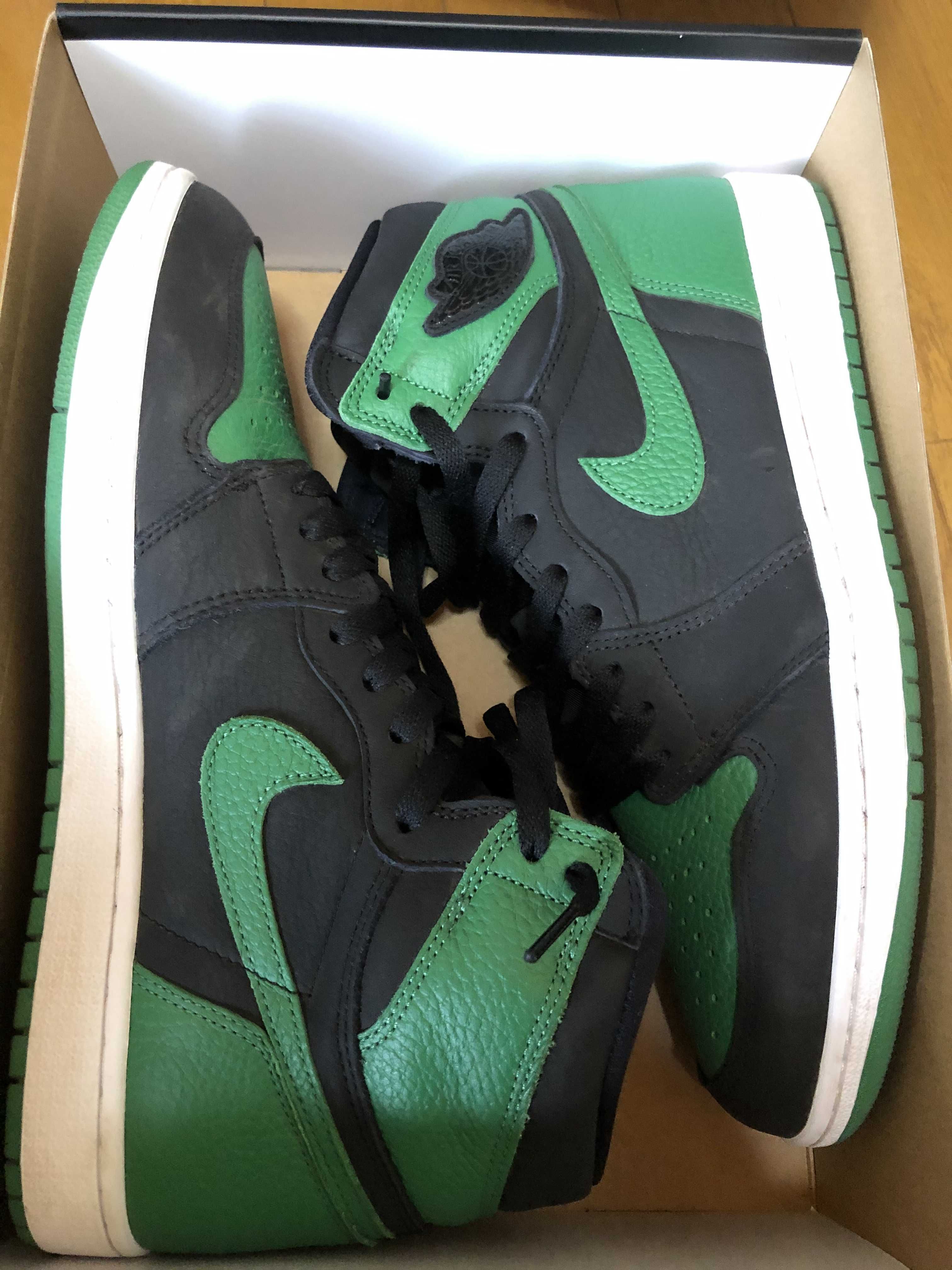 Nike Air Jordan 1 Retro High OG "Black/Pine Green" (2020)