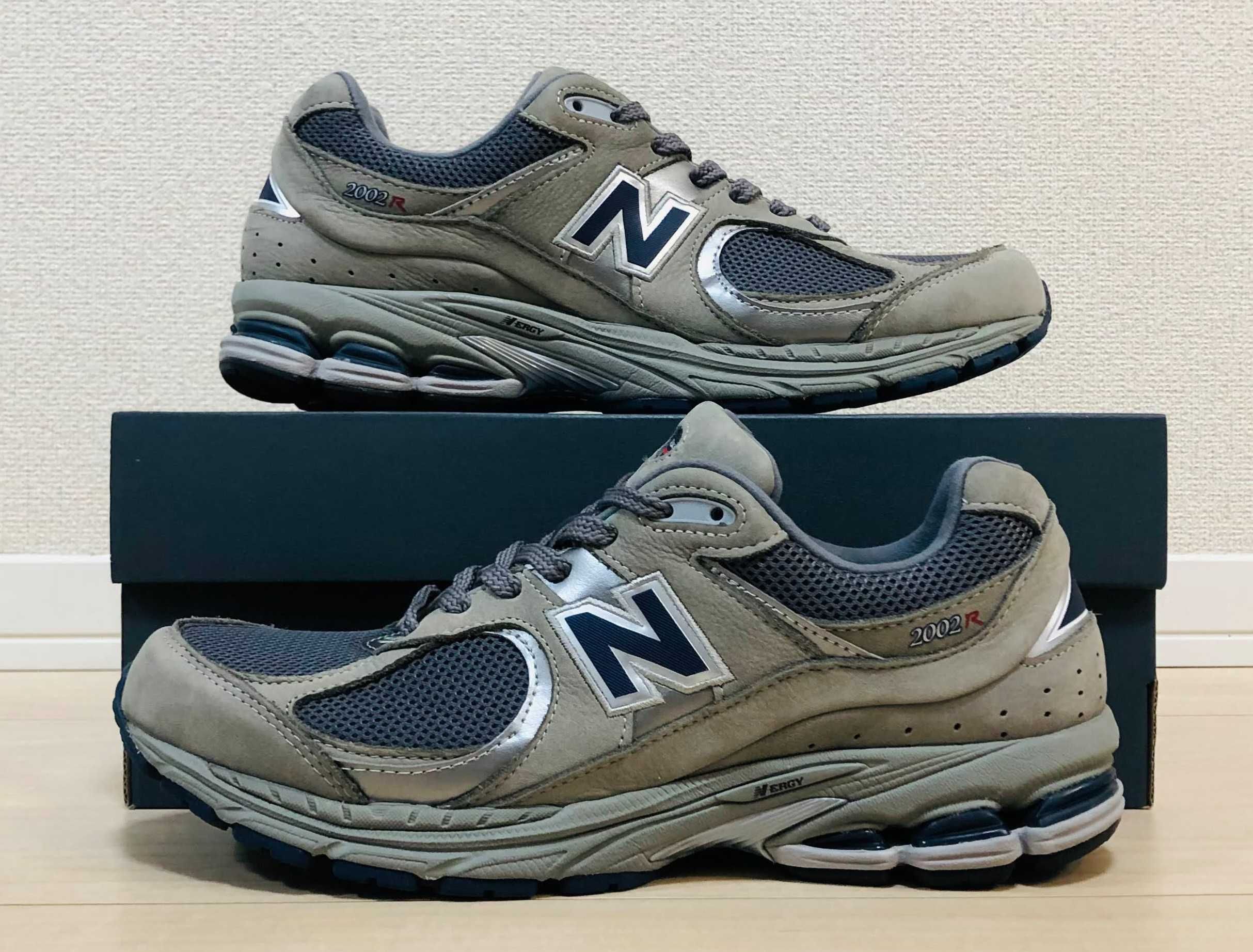 New Balance 2002R "Gray"