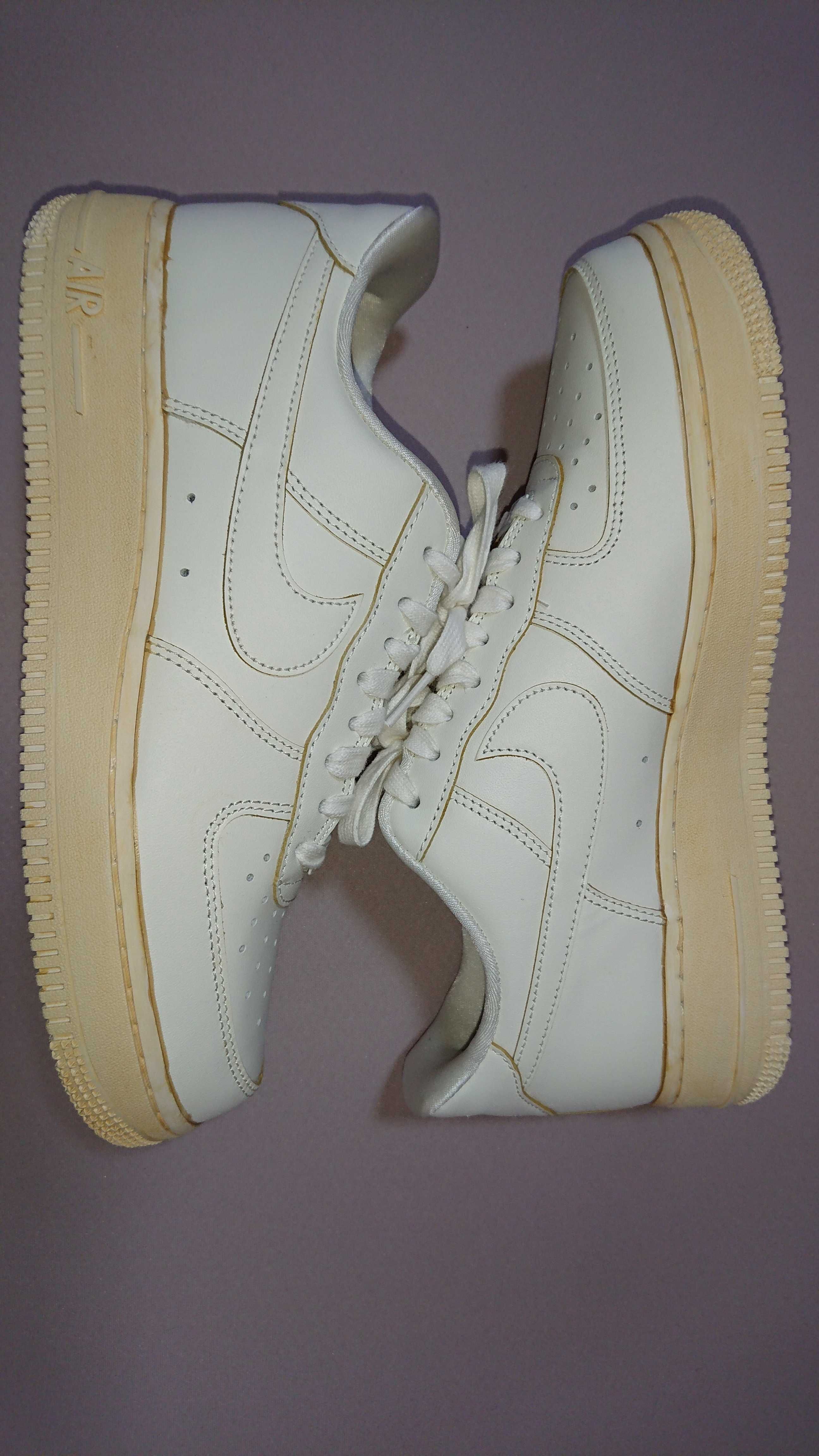 Nike Air Force 1 Low '07 LV8 "Made You Look"