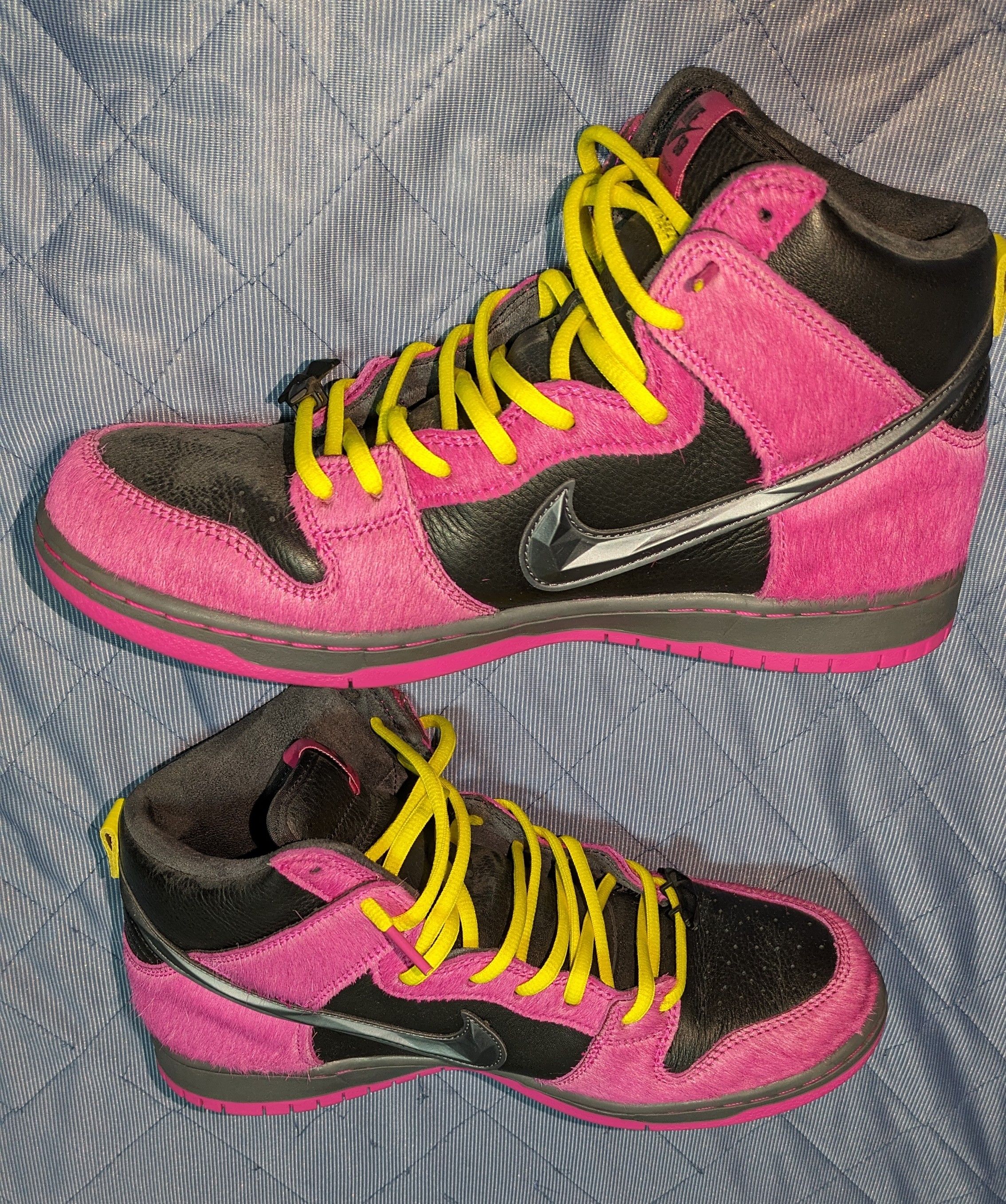 Run The Jewels × Nike SB Dunk High "Active Pink and Black"