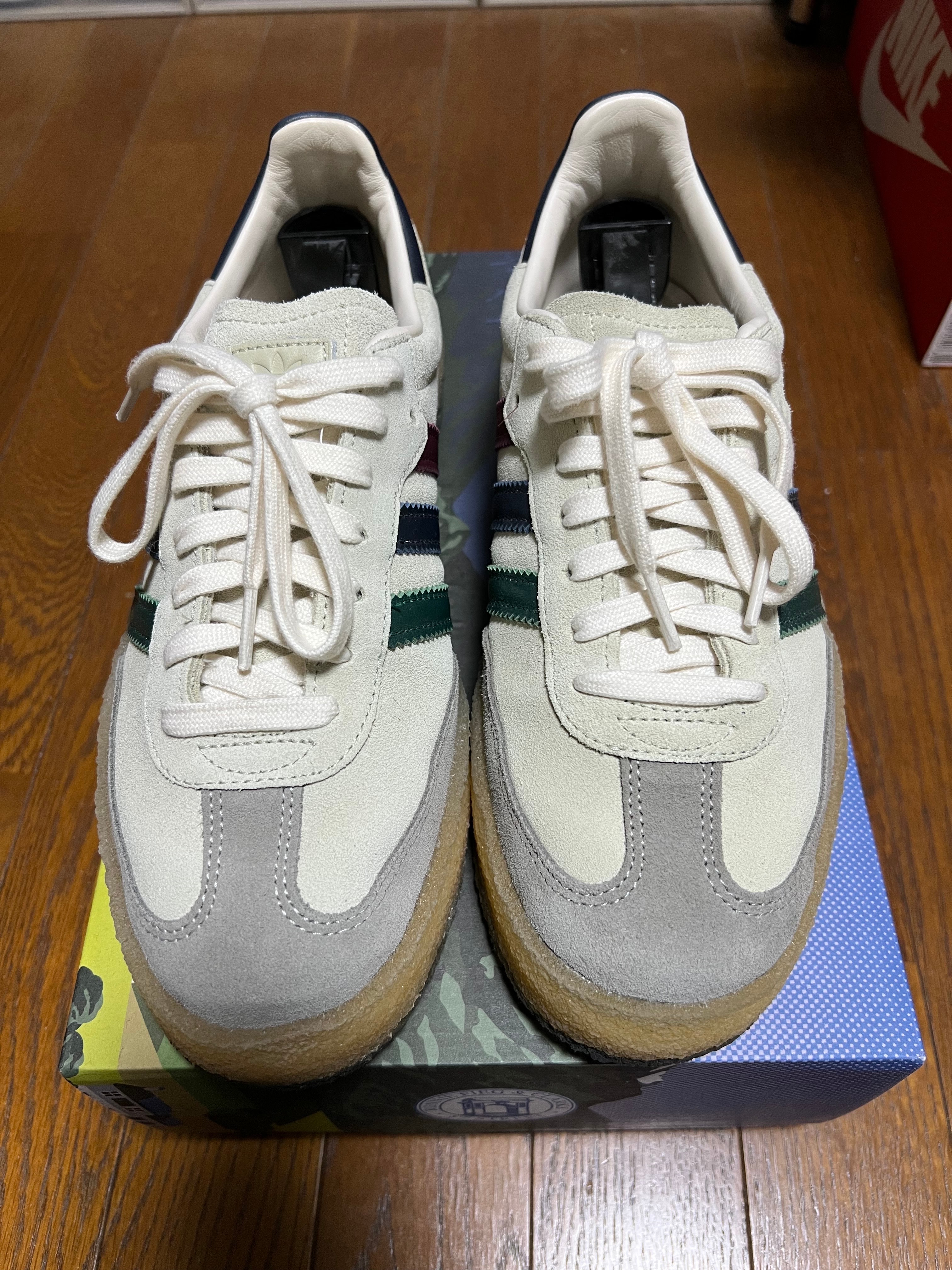 KITH Ronnie Fieg × Clarks × adidas 8Th Street Samba KITHmas "Collegiate Green"