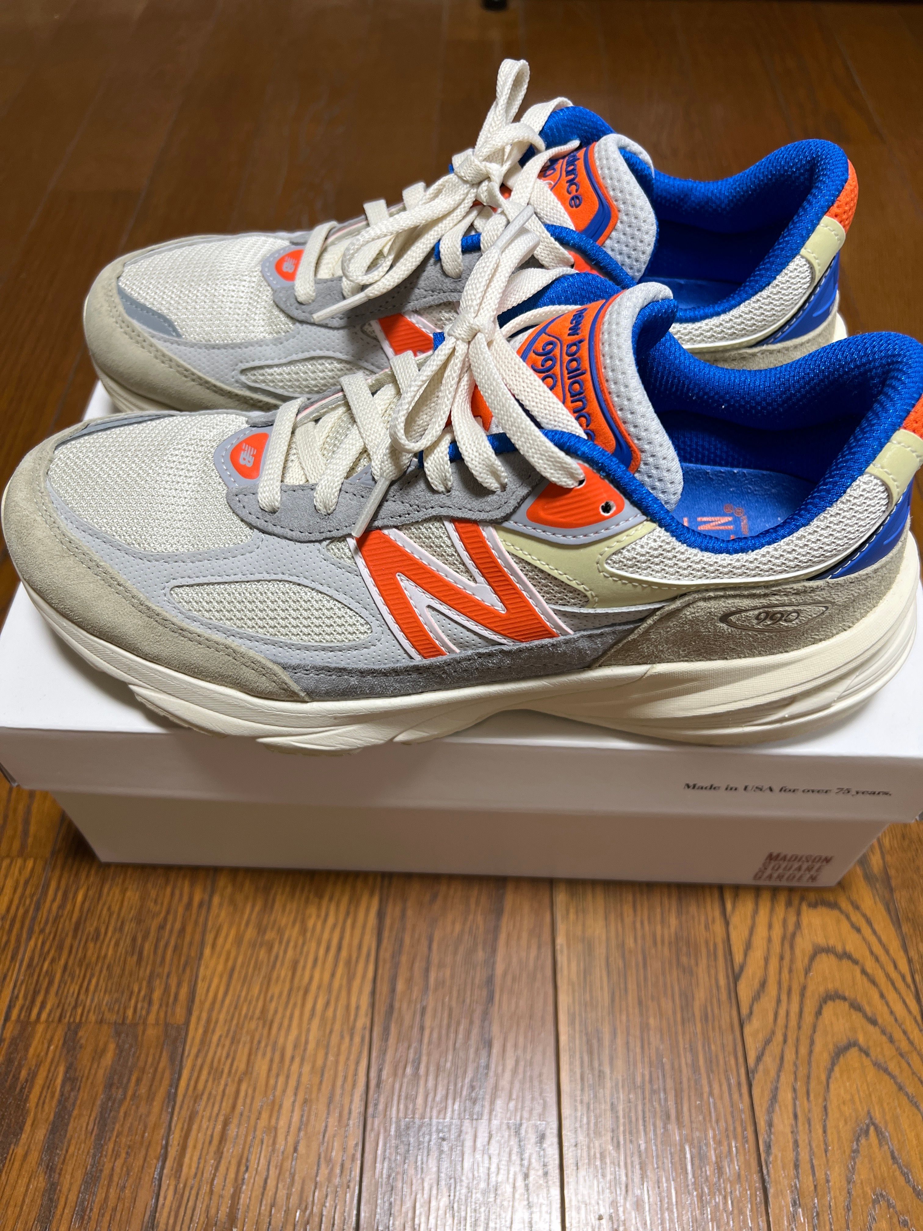 KITH × New Balance 990V6 Madison Square Garden "Sanddrift"