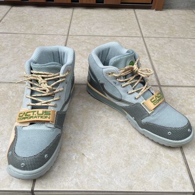 Travis Scott × Nike Air Trainer 1 SP "Grey Haze and Dusty Sage"