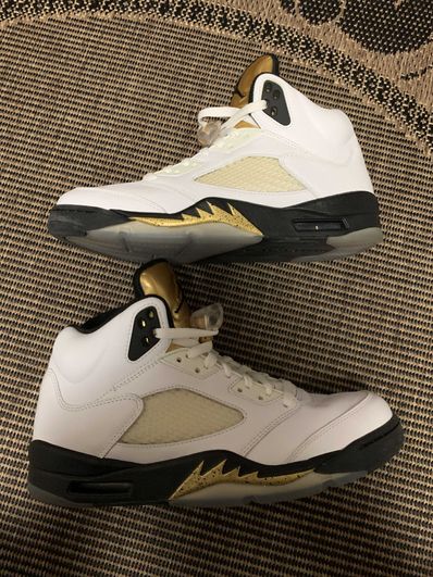 NIKE AIR JORDAN 5 RETRO OLYMPIC (2016)の新品/中古フリマ(通販