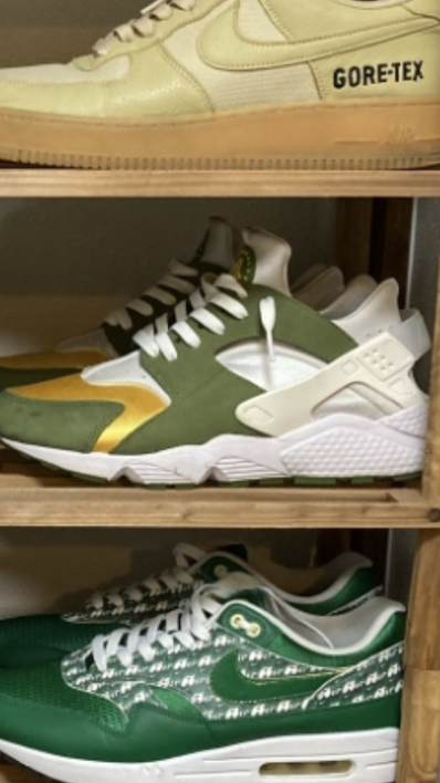 Stussy × Nike Air Huarache "Dark Olive"