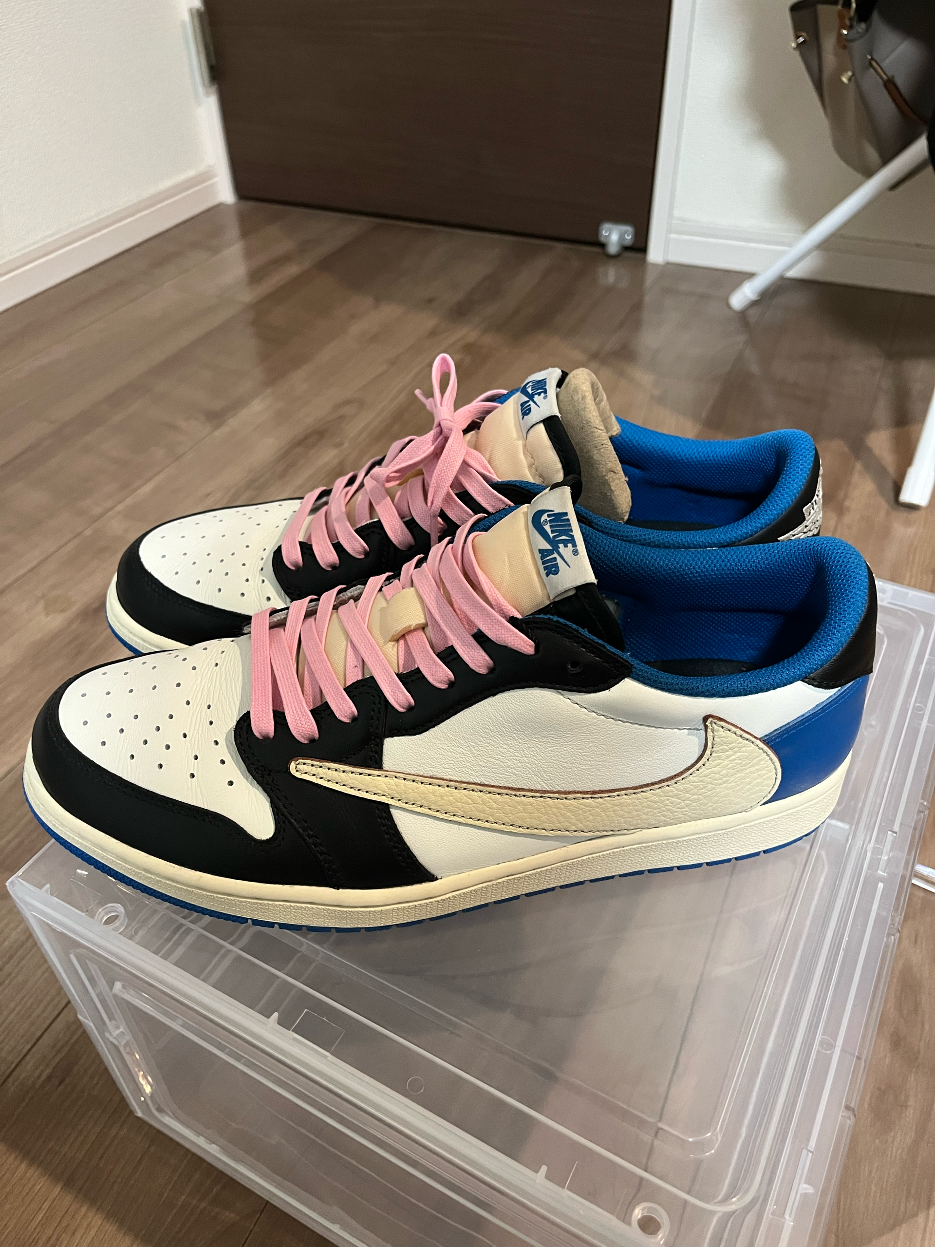 Travis Scott × fragment design × Nike Air Jordan 1 Low OG SP "Military Blue"