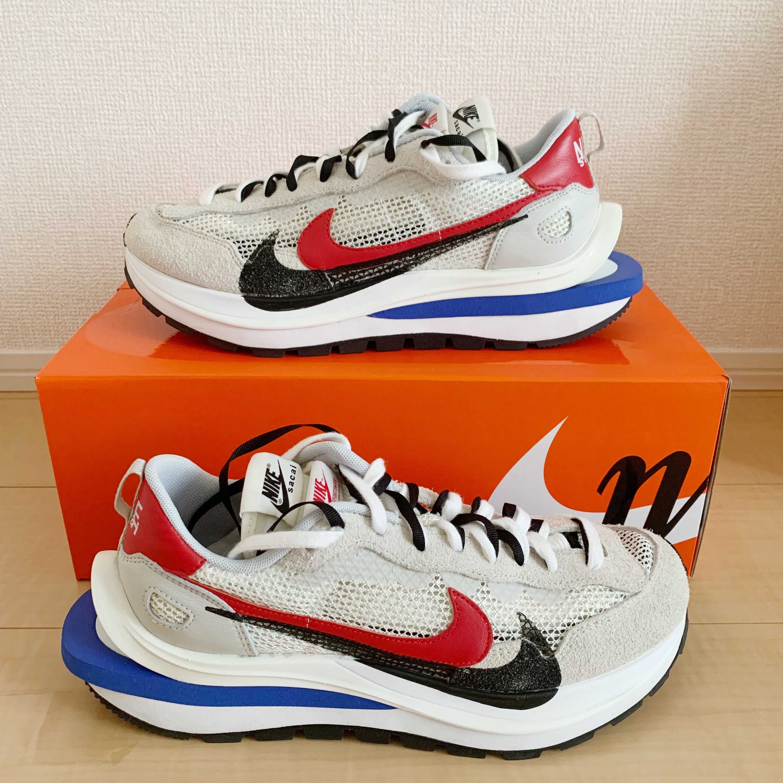 sacai × Nike Vapor Waffle "Royal Fuchsia"