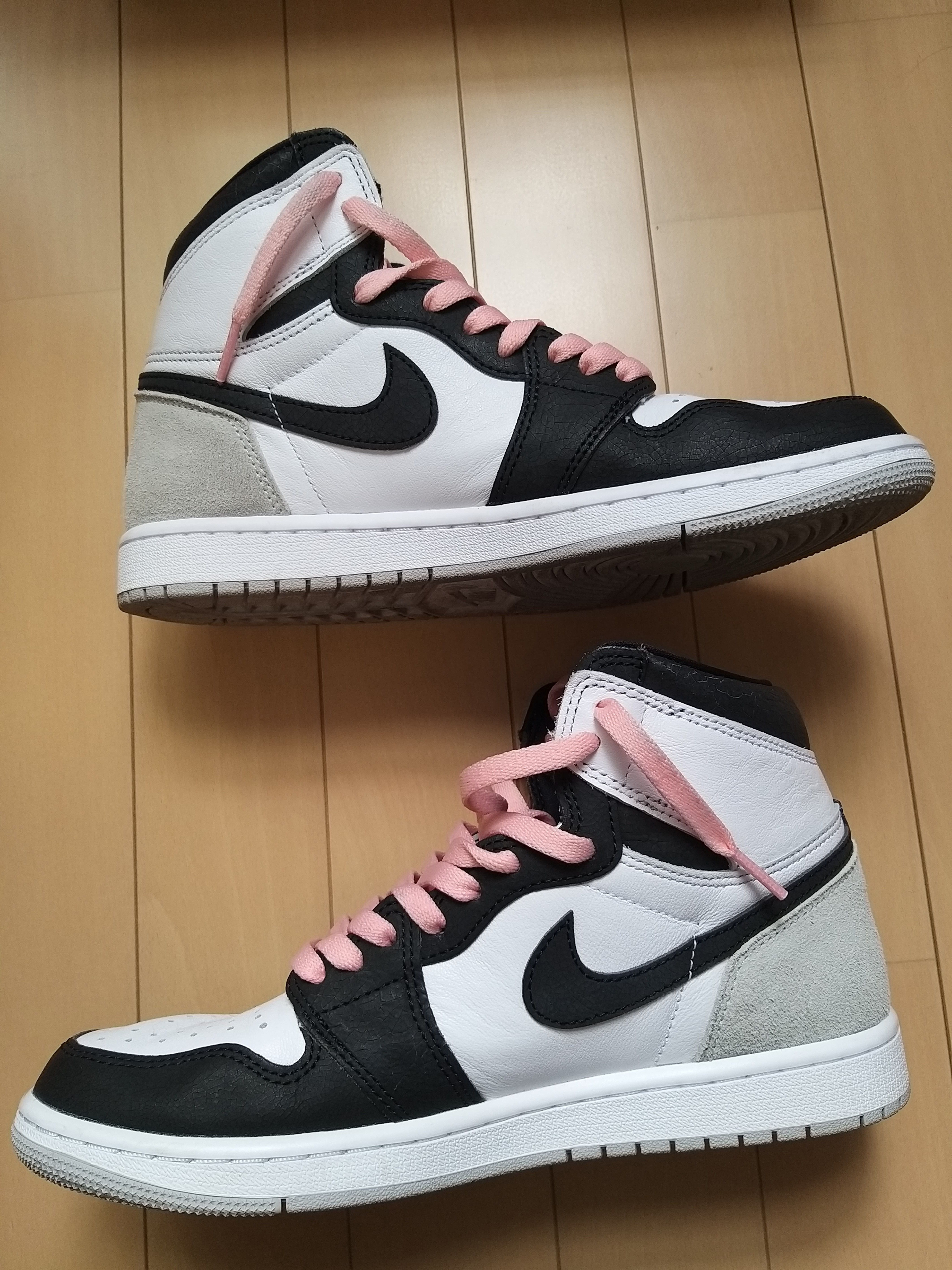 Nike Air Jordan 1 High OG "Bleached Coral"